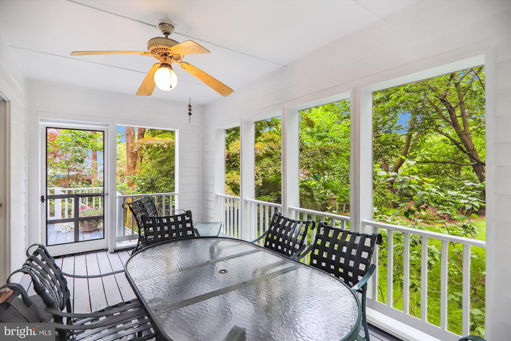 WOODSIDE PARK - Residential