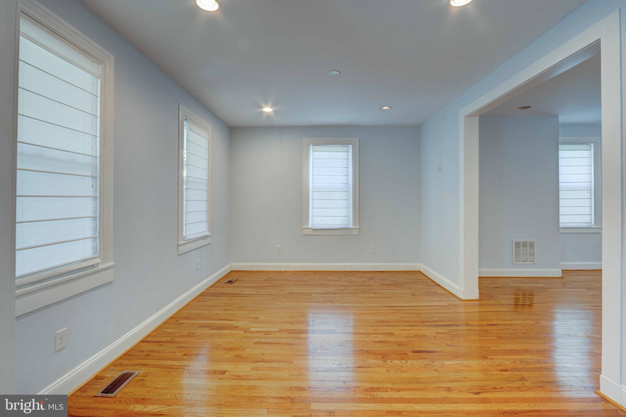 TURNLEIGH - Residential