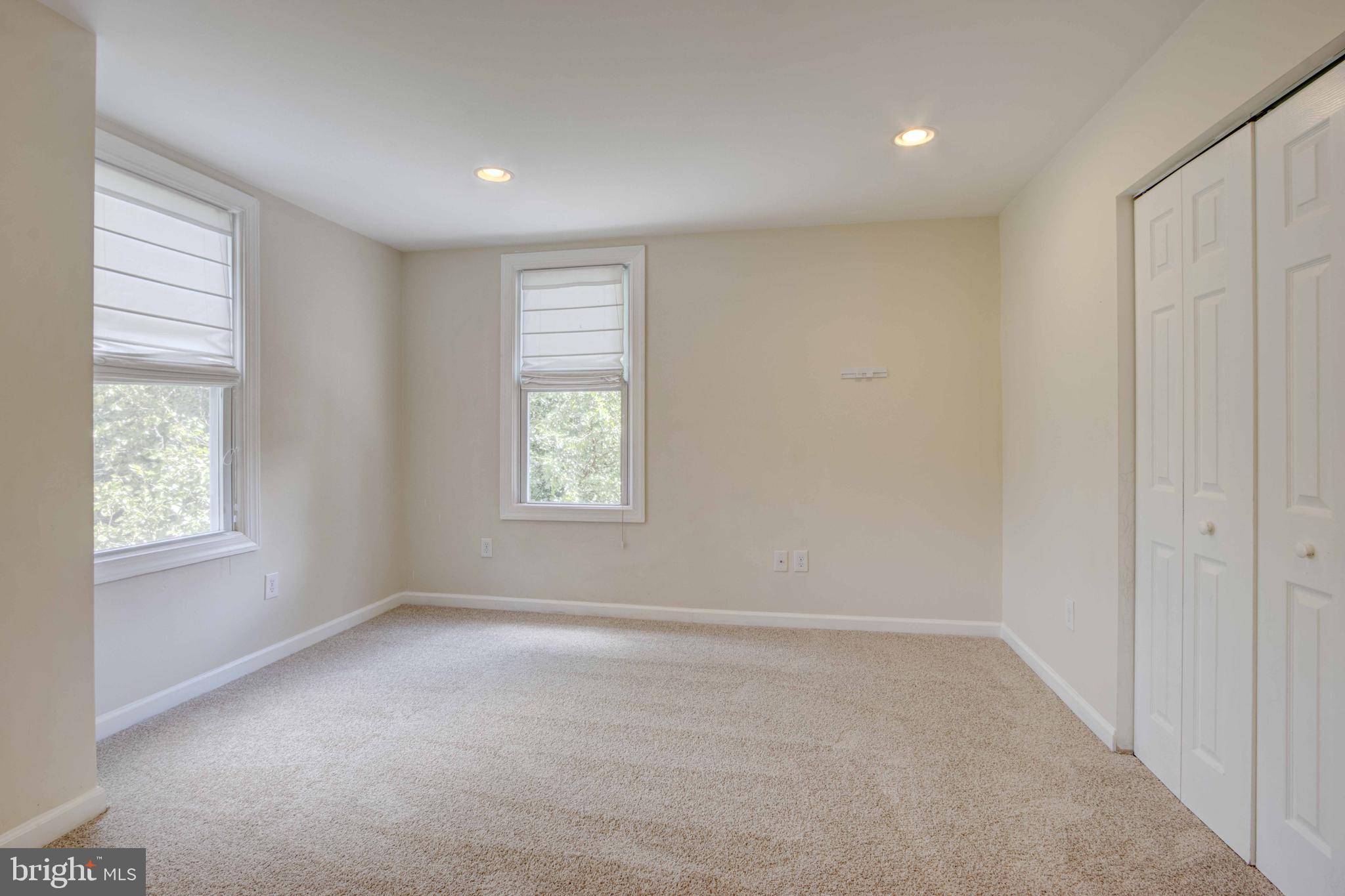 TURNLEIGH - Residential