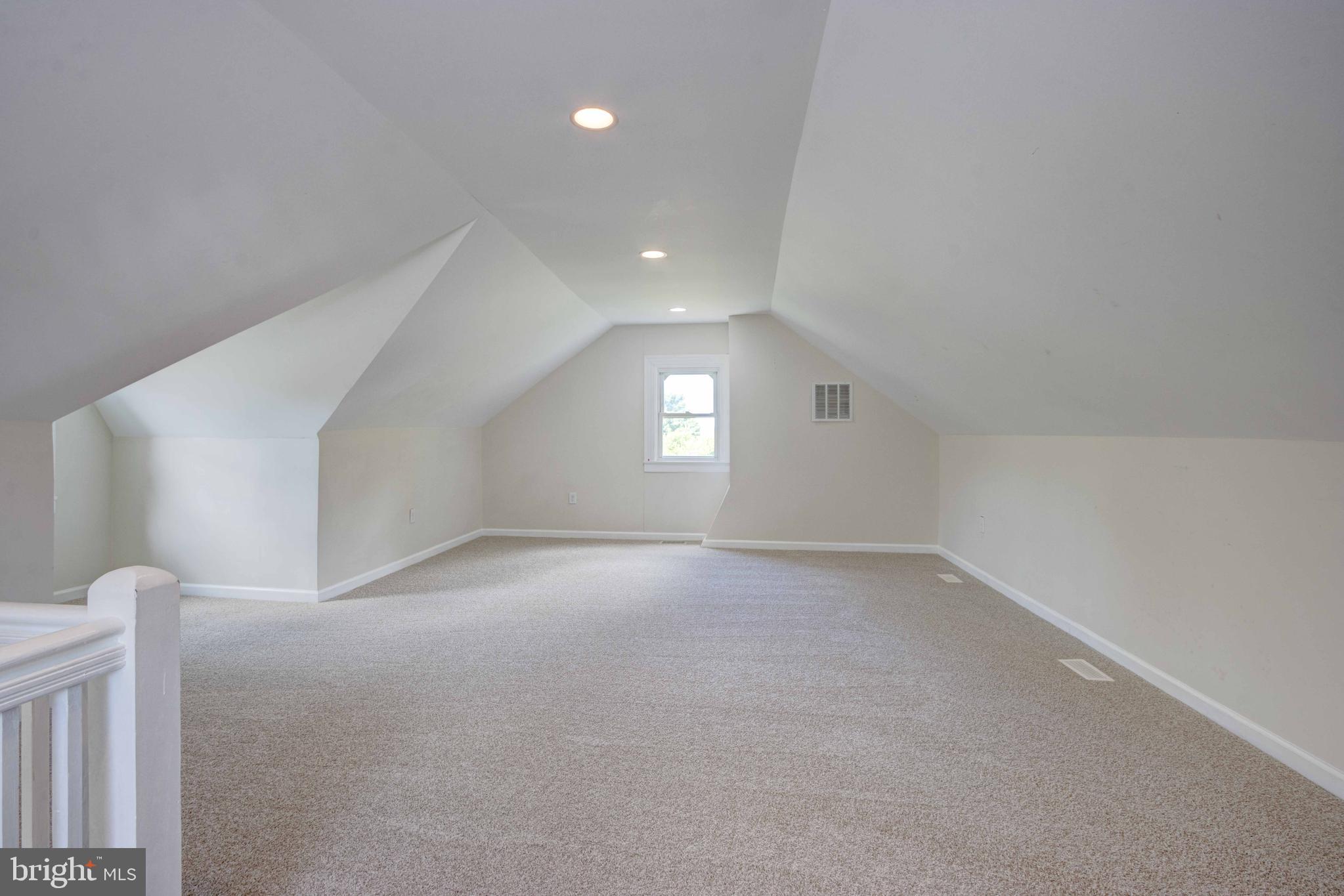 TURNLEIGH - Residential