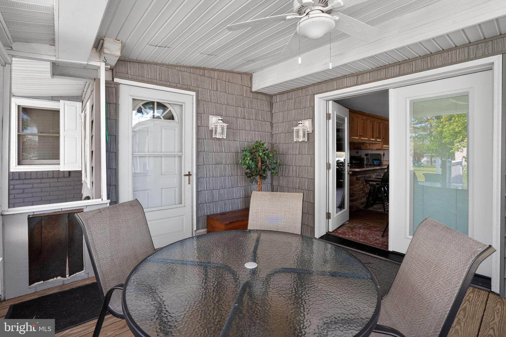 BOWLEYS QUARTERS - Residential