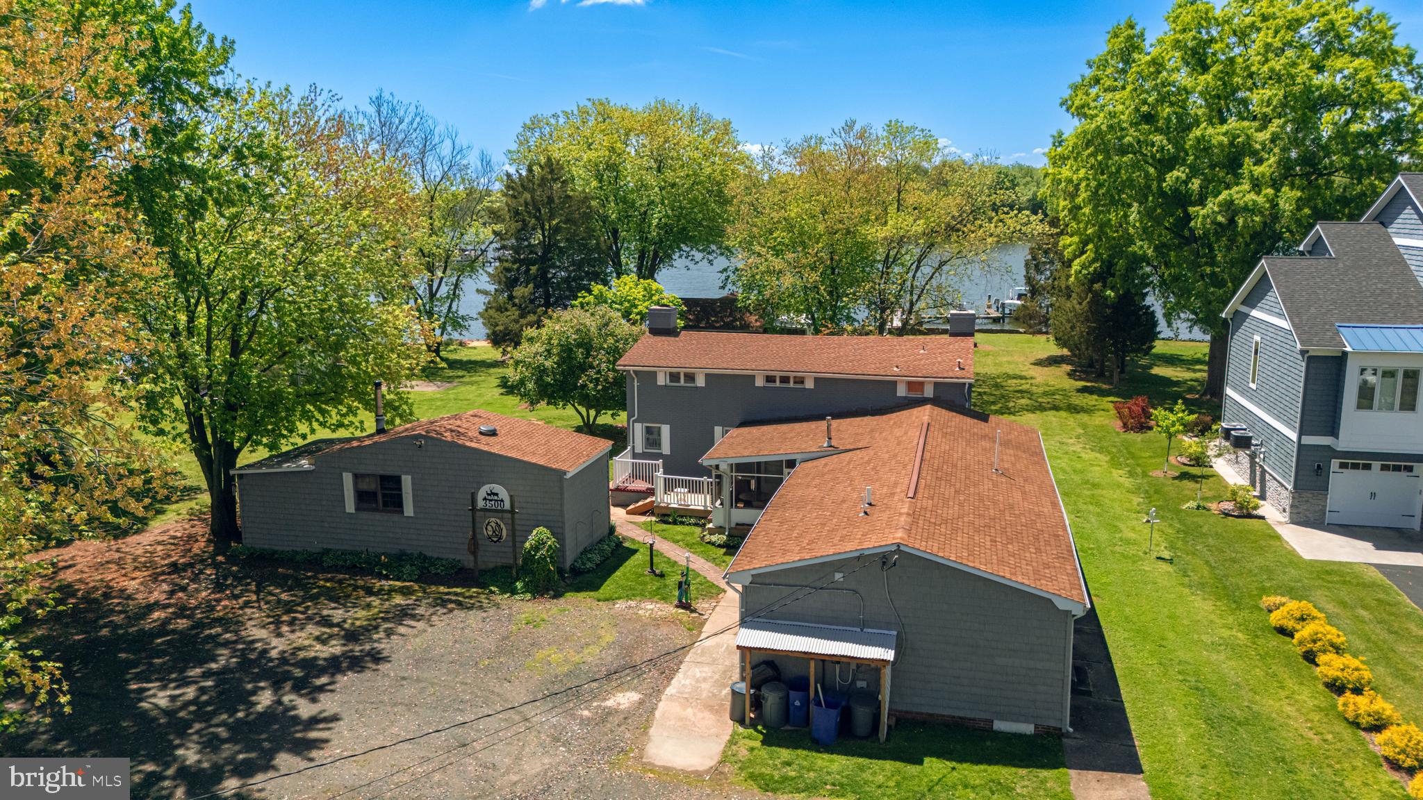 BOWLEYS QUARTERS - Residential