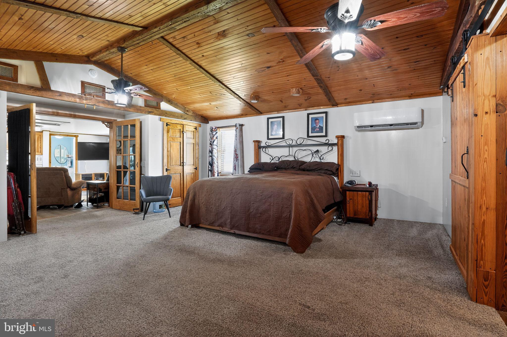 BOWLEYS QUARTERS - Residential