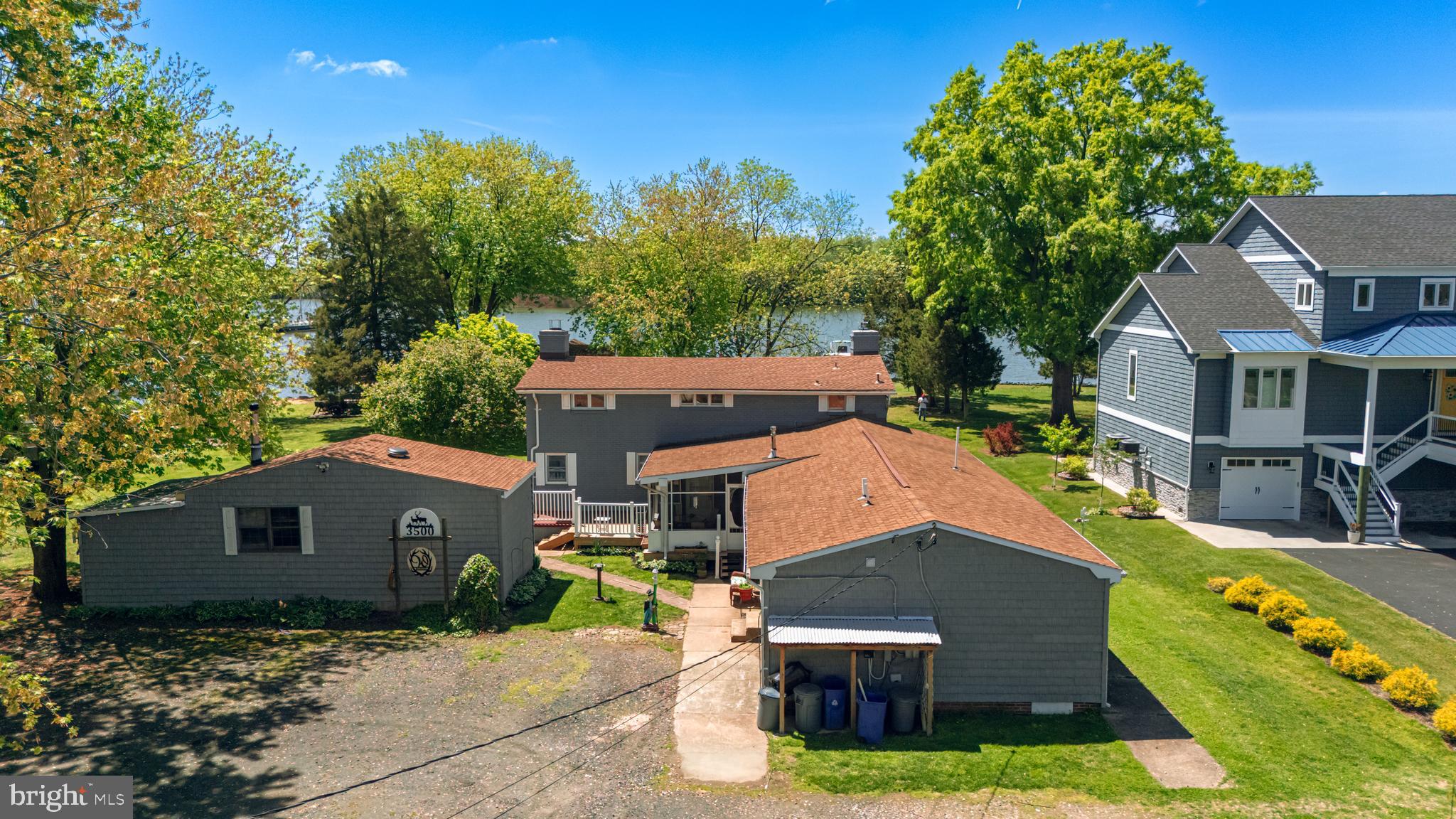 BOWLEYS QUARTERS - Residential