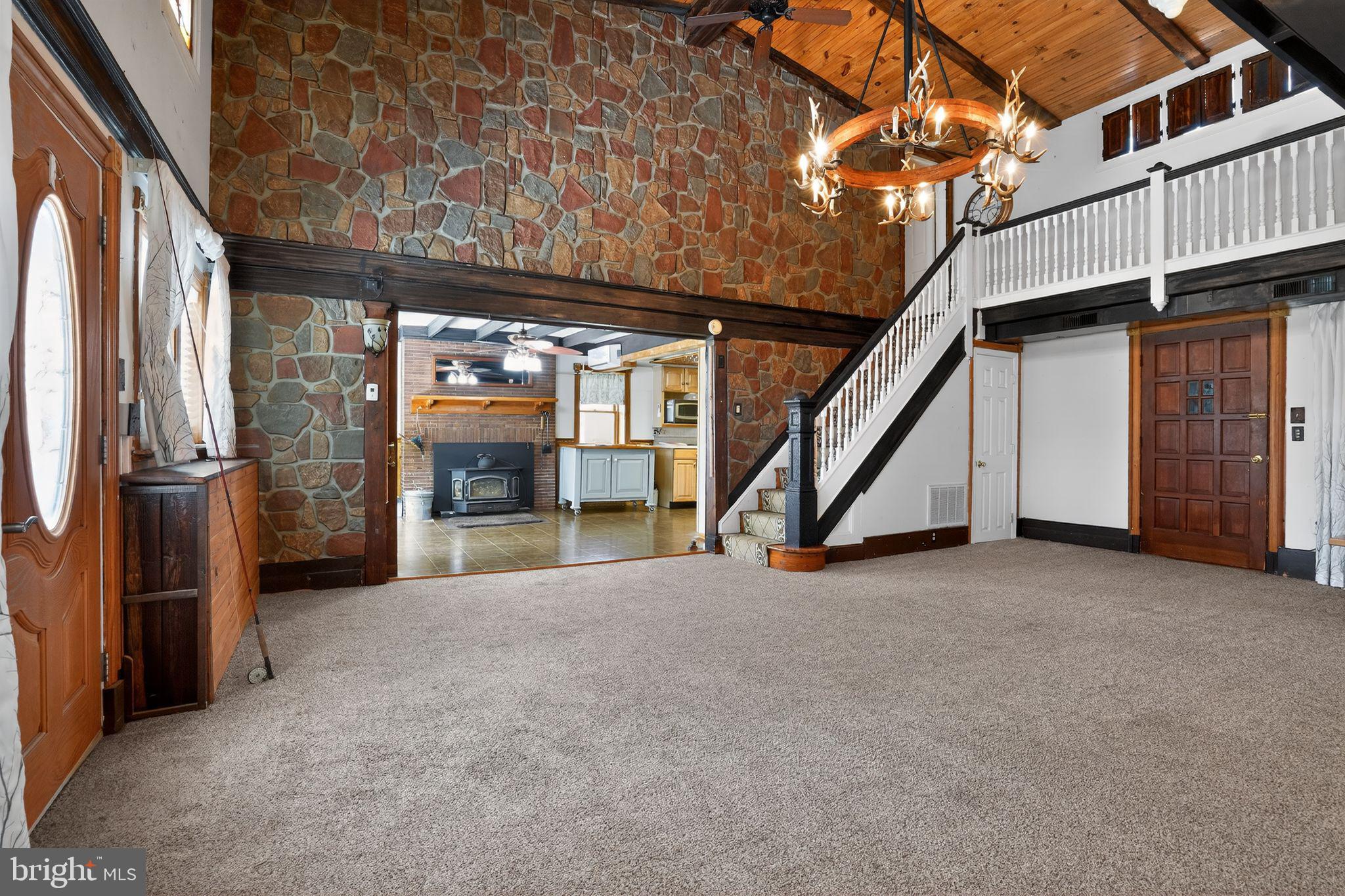 BOWLEYS QUARTERS - Residential