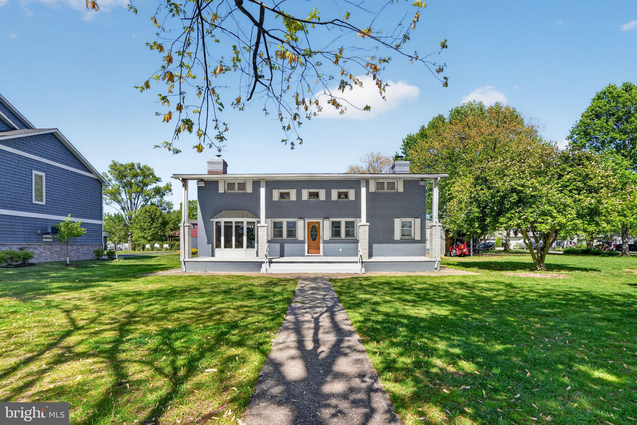 BOWLEYS QUARTERS - Residential