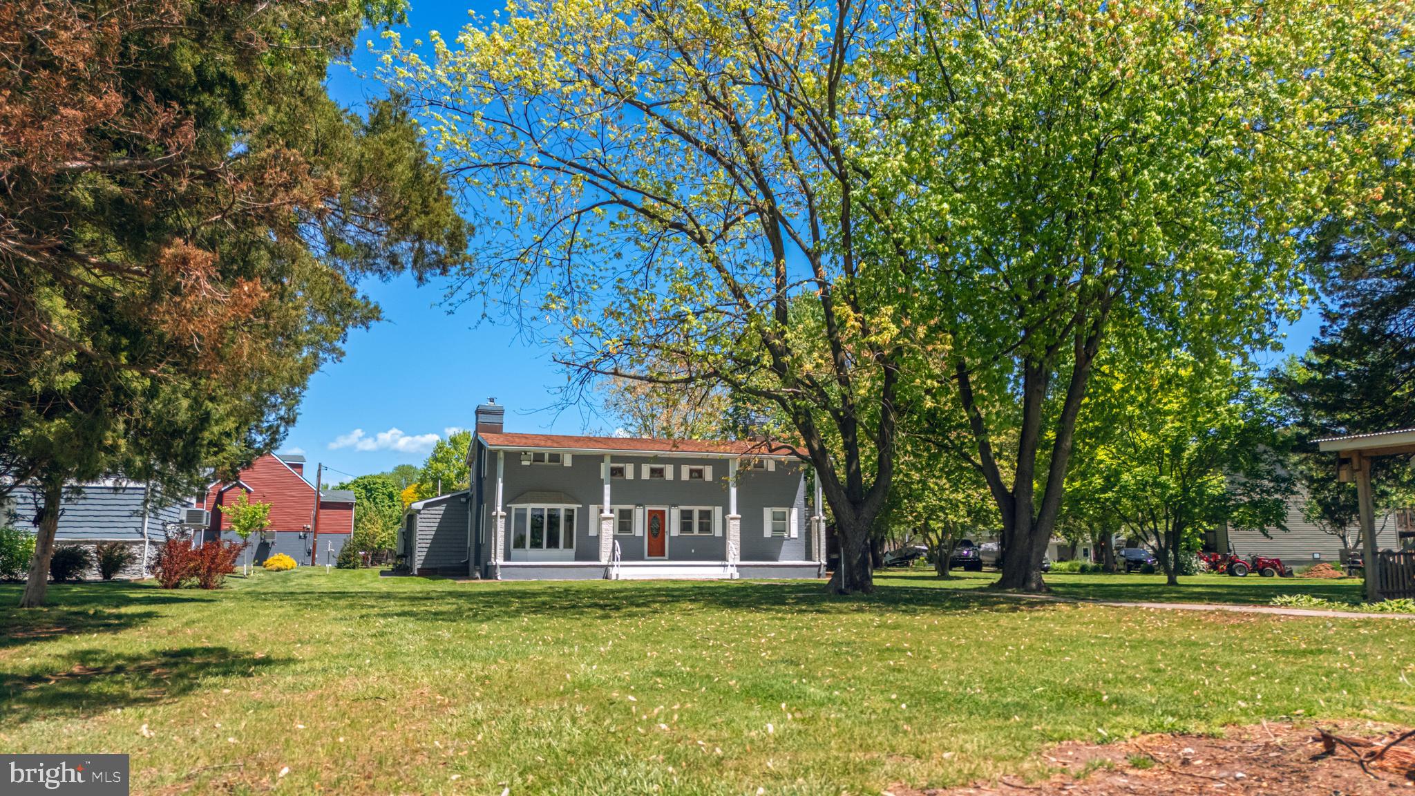 BOWLEYS QUARTERS - Residential