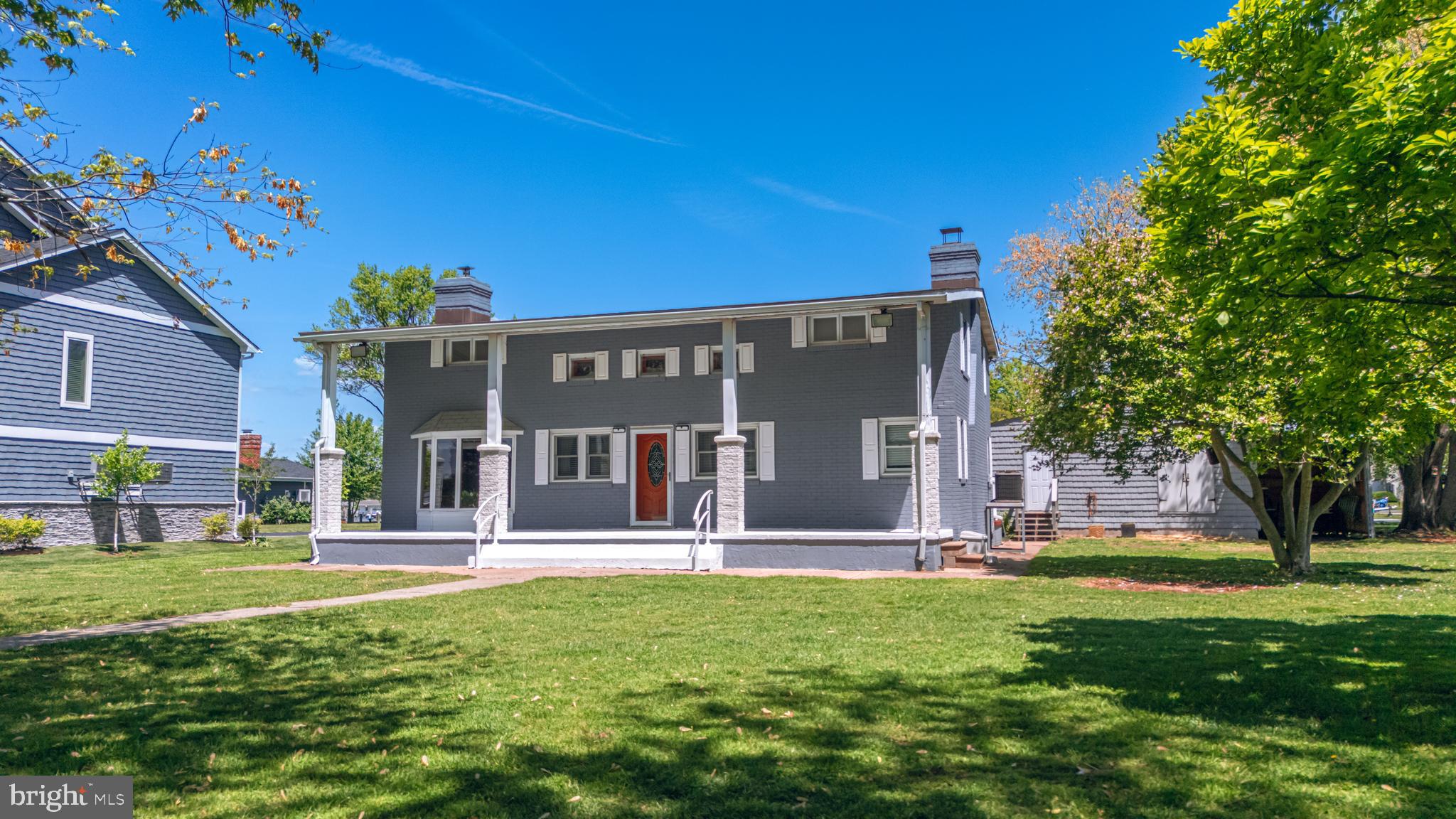 BOWLEYS QUARTERS - Residential