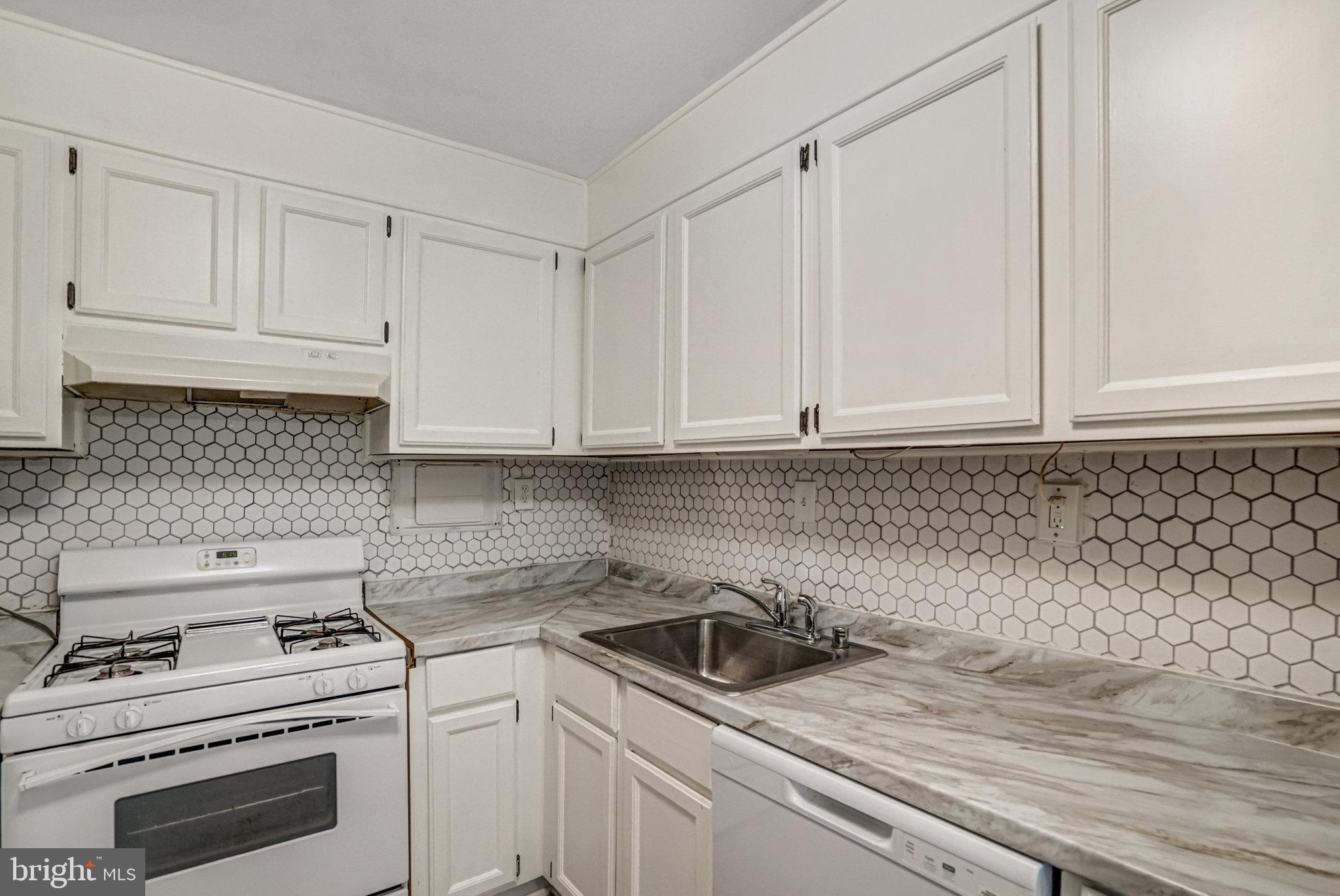 THE CARLTON - Residential