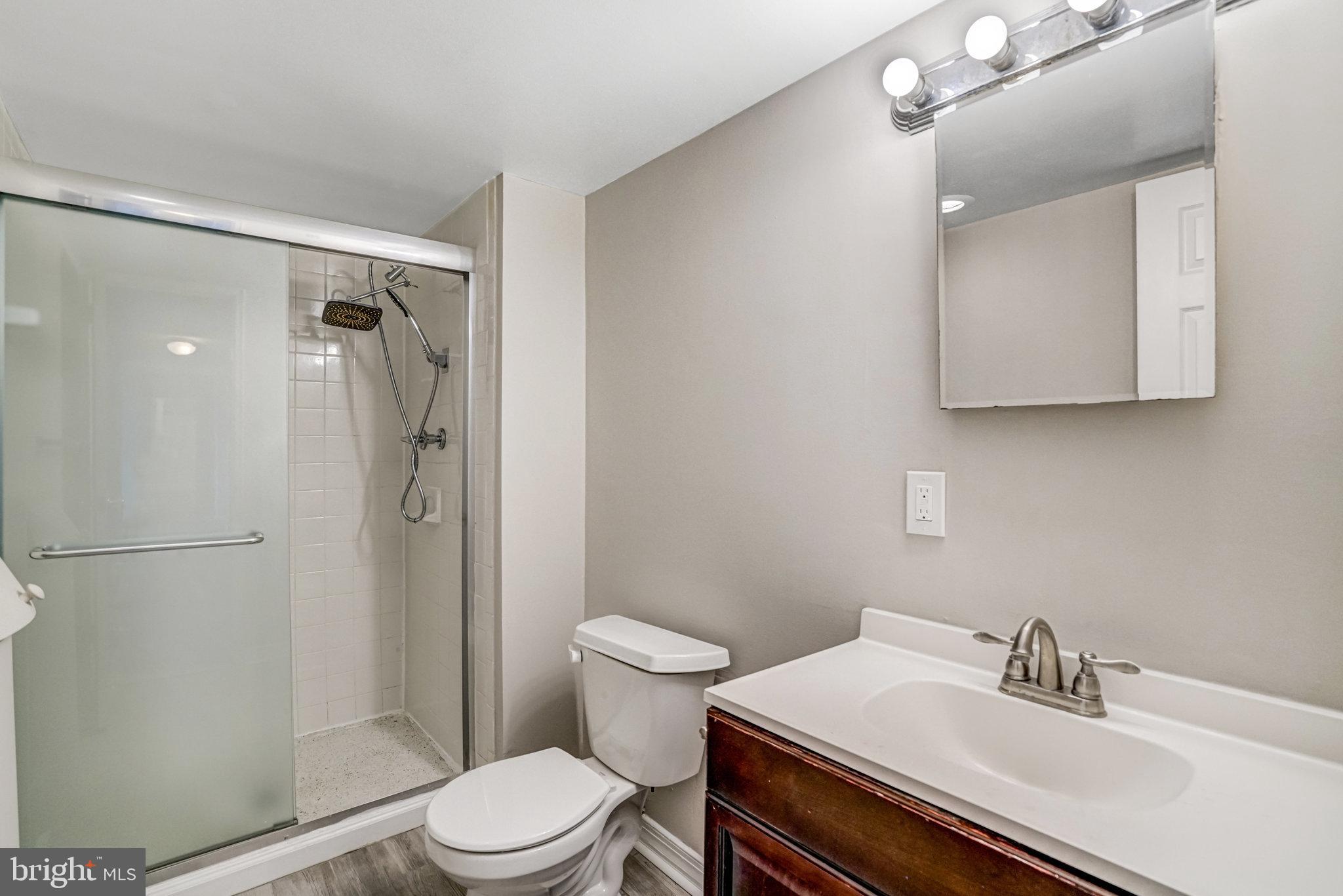 THE CARLTON - Residential