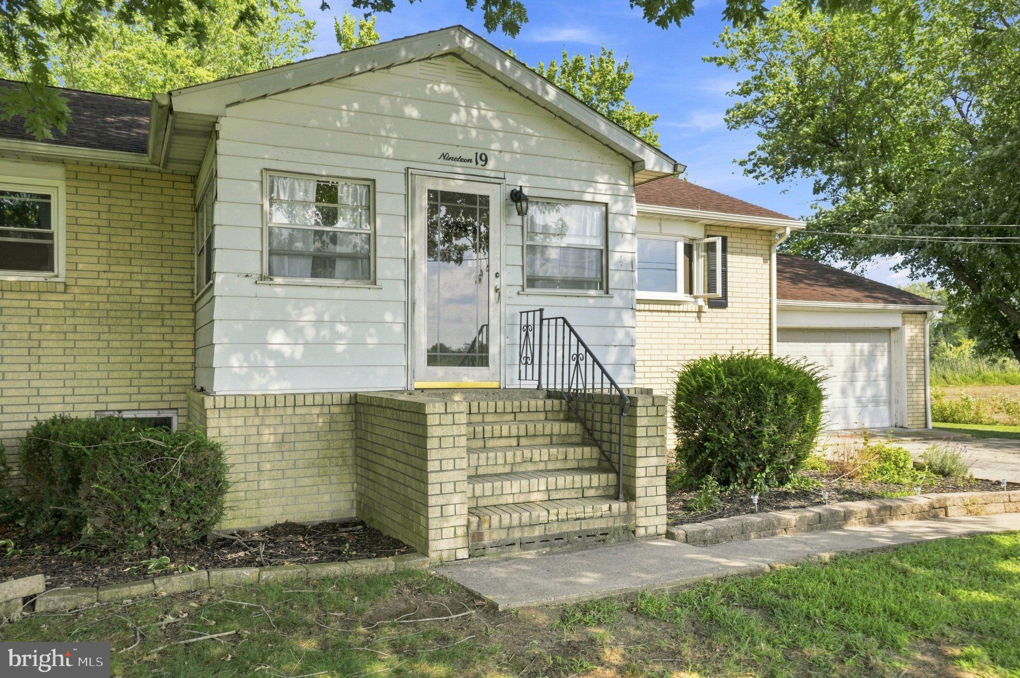 19 S TILBURY ROAD