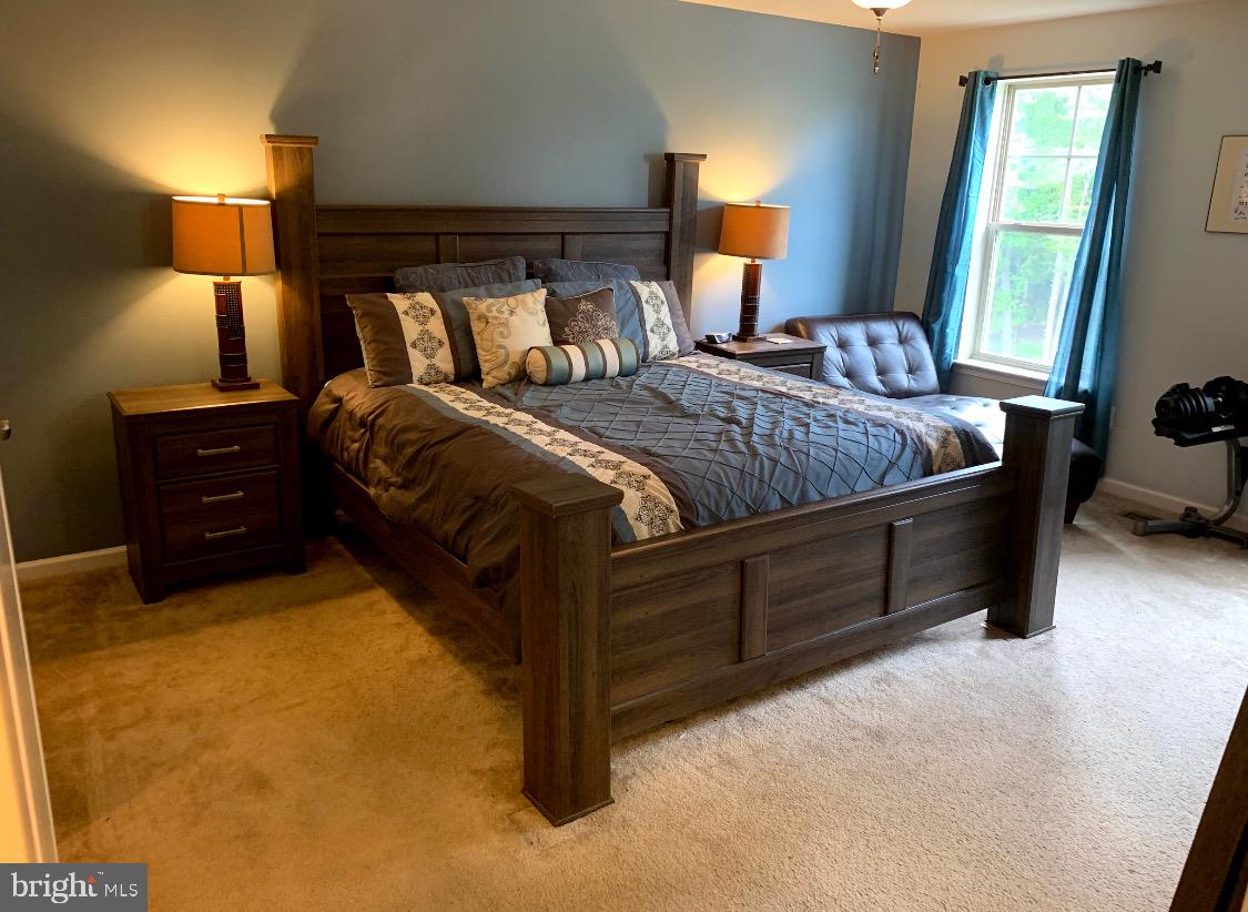 TANYARD COVE NORTH - Residential Lease