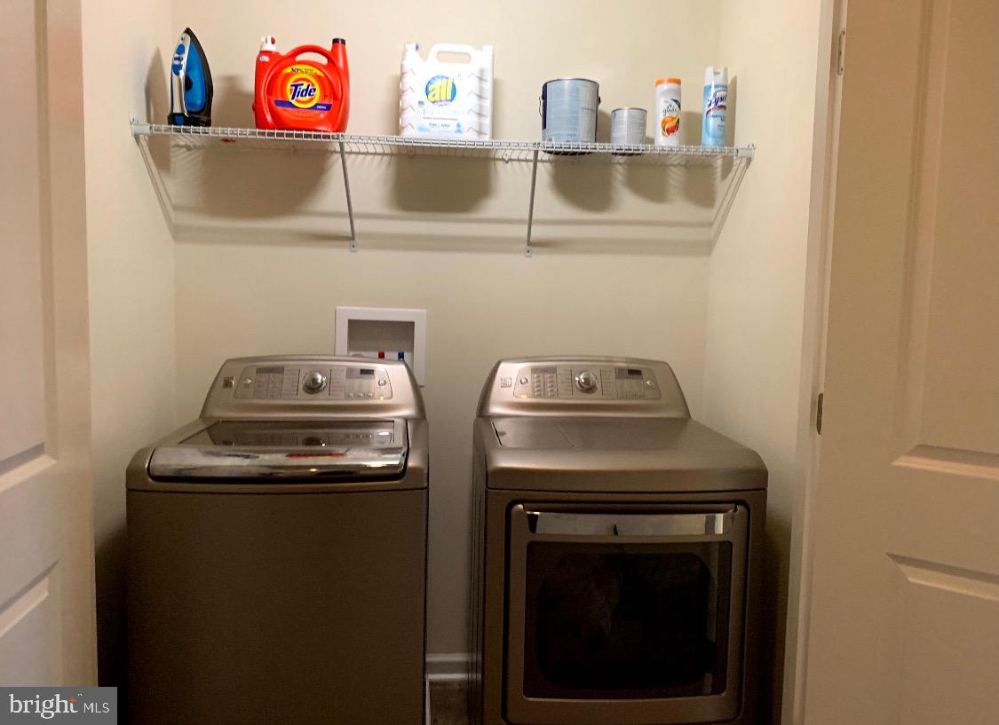 TANYARD COVE NORTH - Residential Lease