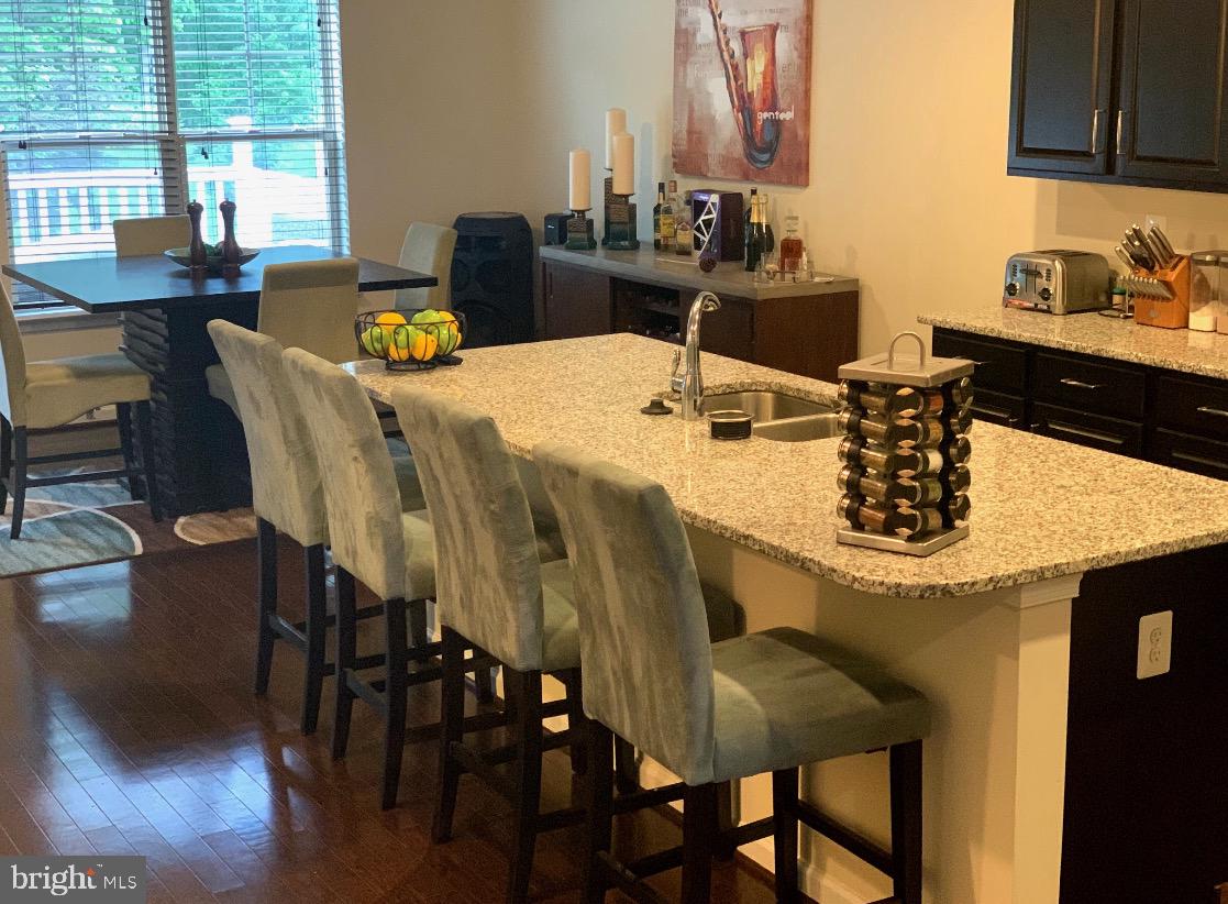 TANYARD COVE NORTH - Residential Lease