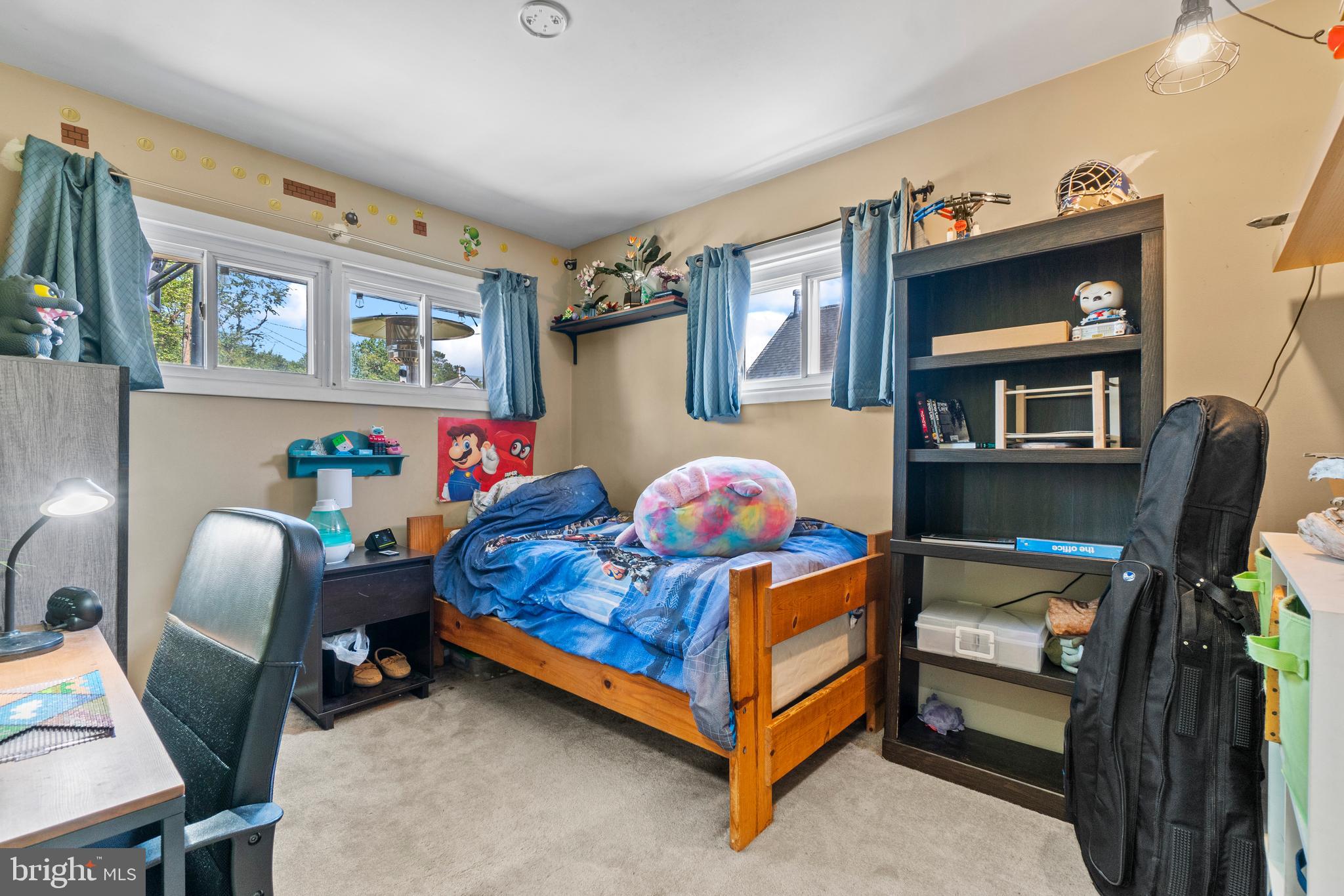 COUNTRY CLUB ESTATES - Residential