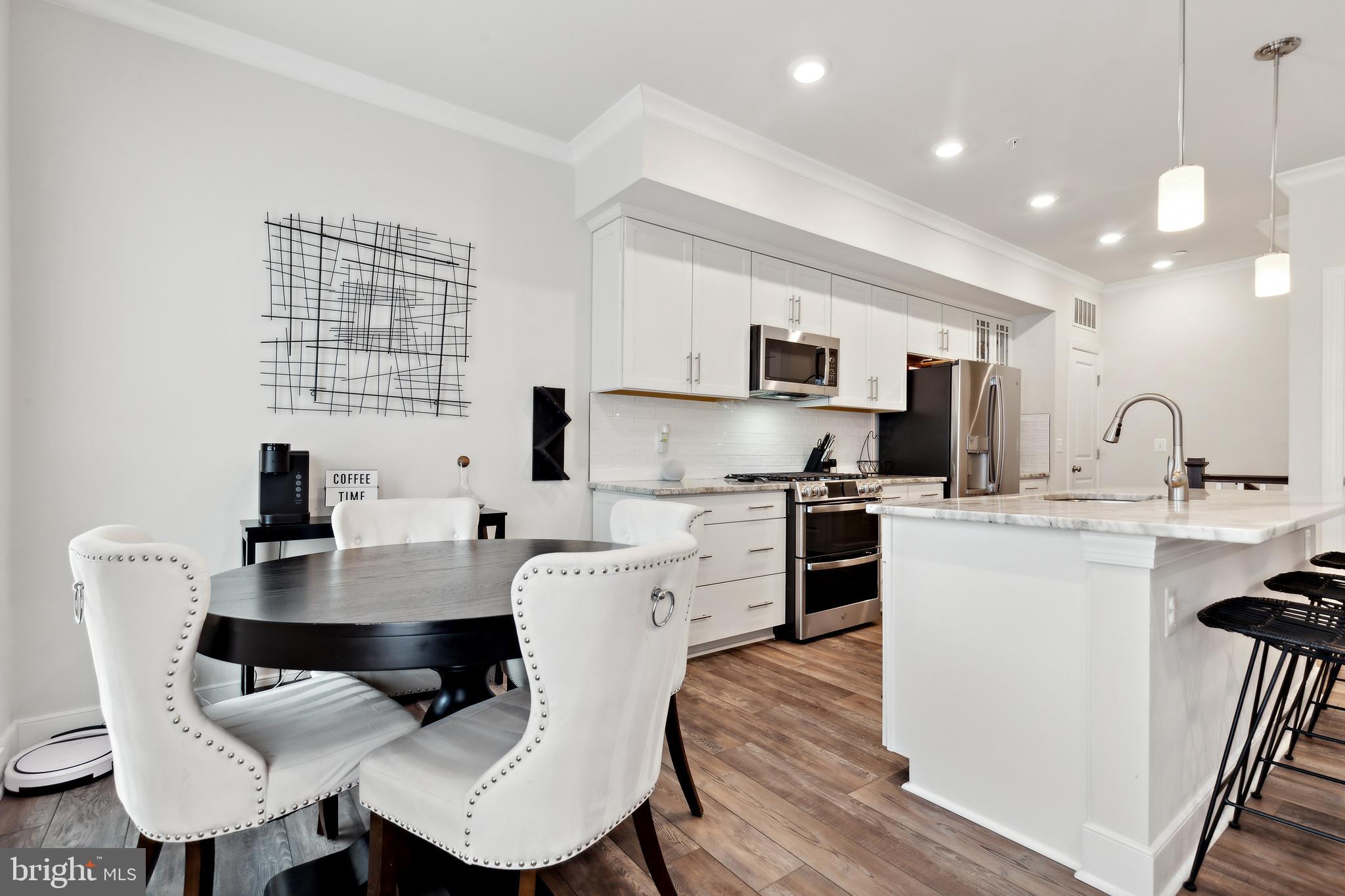 RIPPON LANDING - Residential