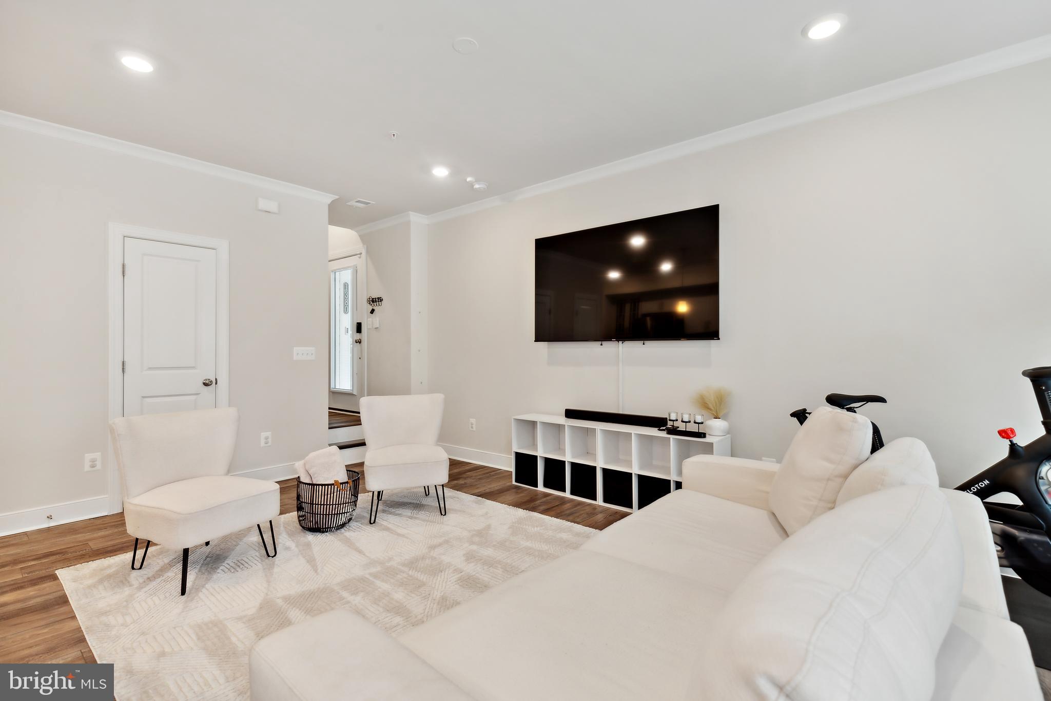 RIPPON LANDING - Residential