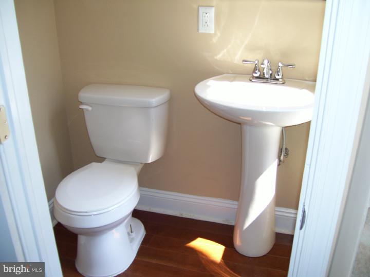 POINT BREEZE - Residential
