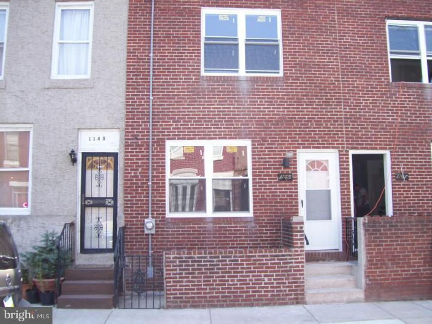 Really well done complete rehab. Everything is new and nothing left untouched with nice rear yard. Close to Center City,all the new hot spots including the Sardine Bar. Also includes a 1yr Home Warranty. Seller is a licensed PA real estate broker.