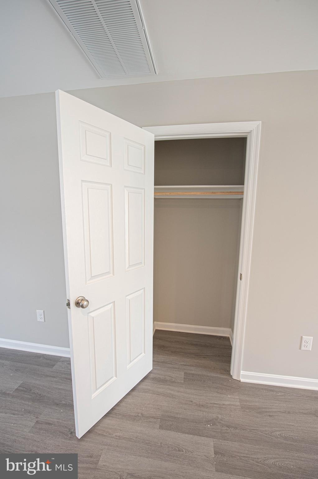 BUTLER'S VILLAGE - Residential Lease