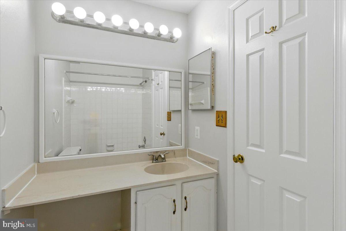 COLIN PLACE - Residential Lease