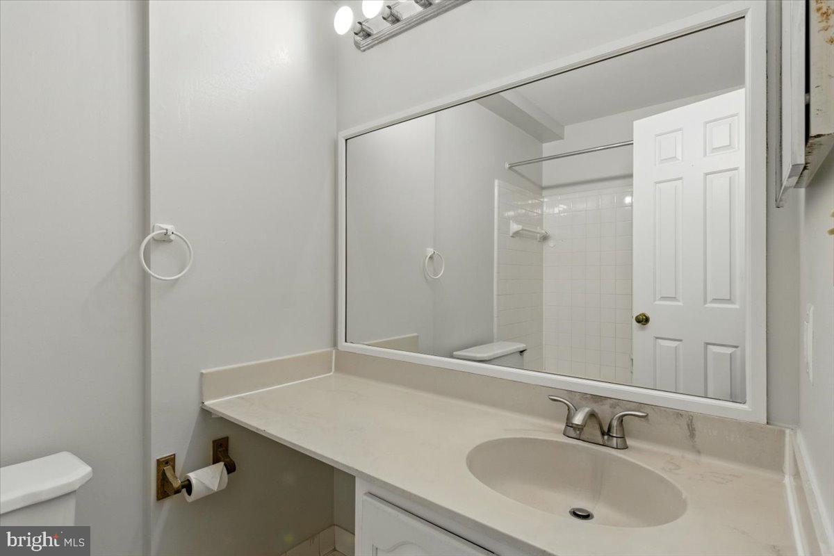 COLIN PLACE - Residential Lease