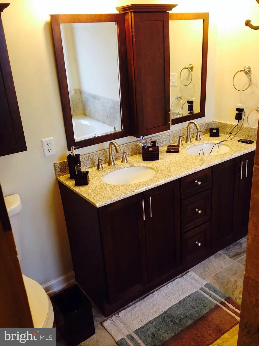 CARRIAGE HILL - Residential