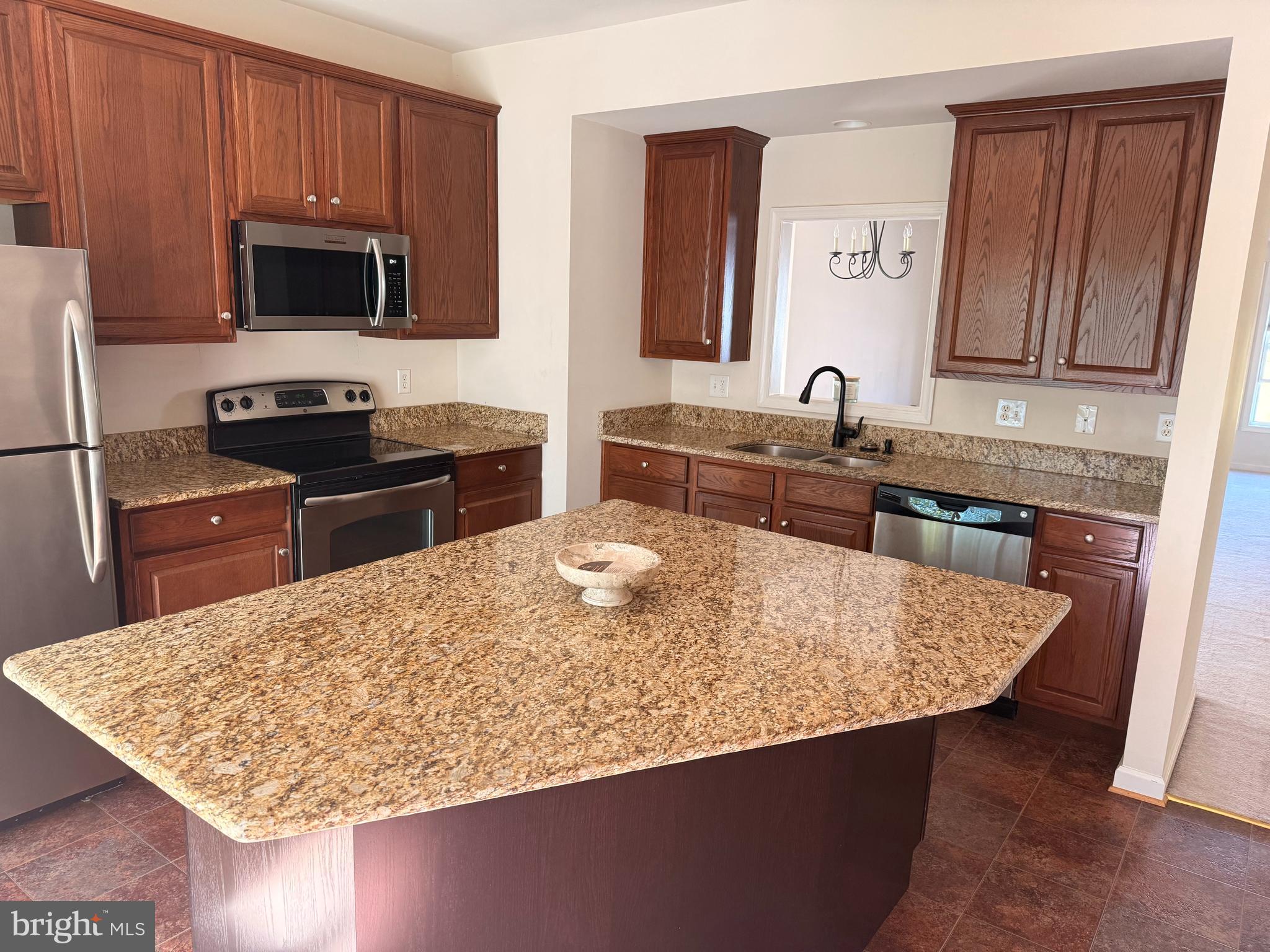 CARRIAGE HILL - Residential
