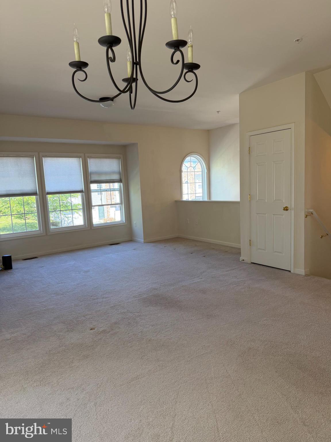 CARRIAGE HILL - Residential