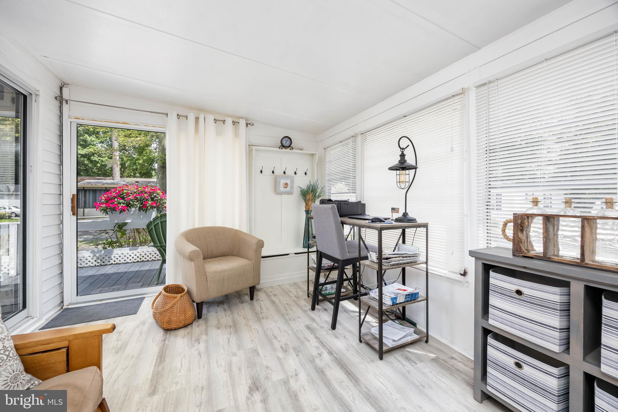 WHITE HORSE PARK II - Residential