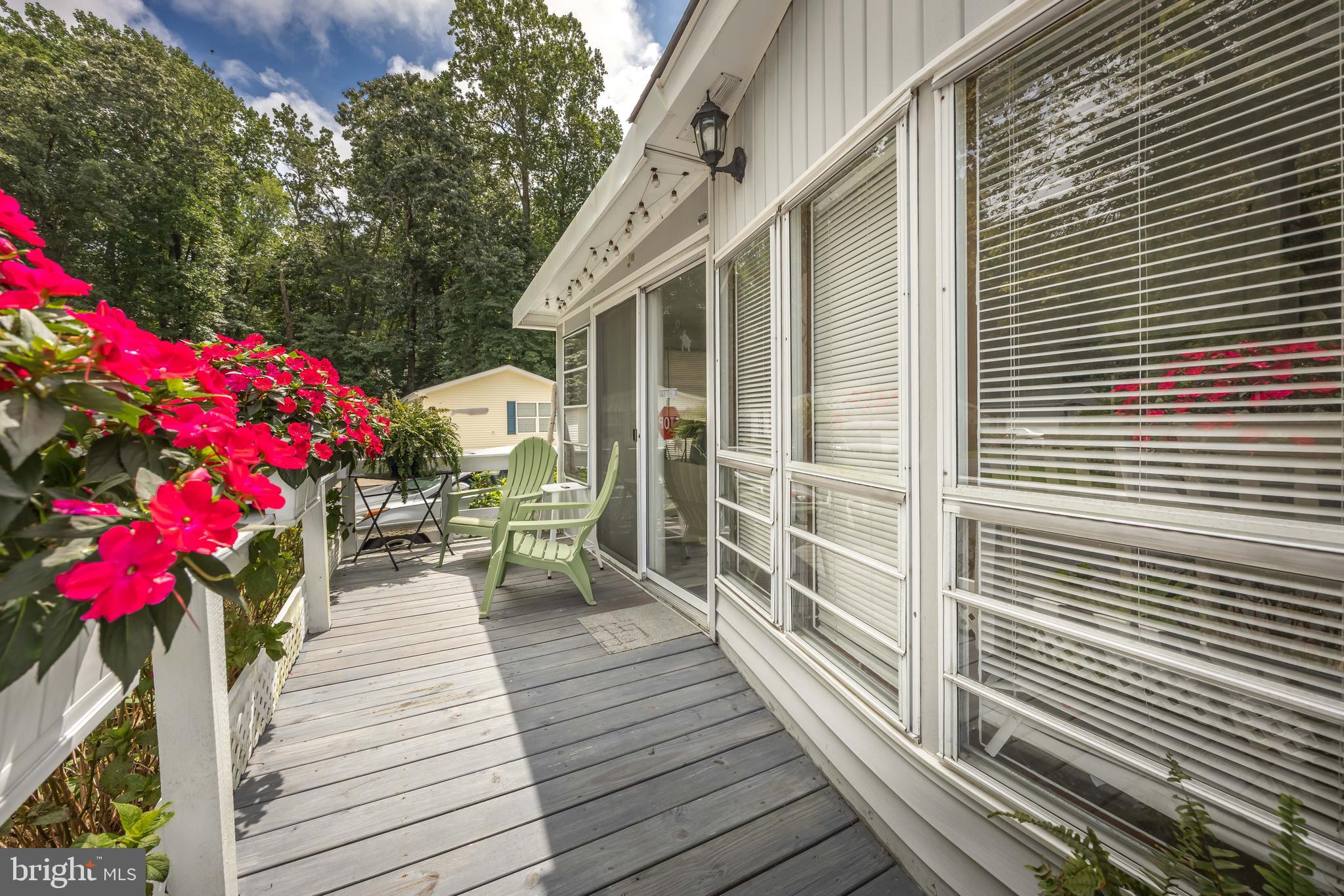 WHITE HORSE PARK II - Residential