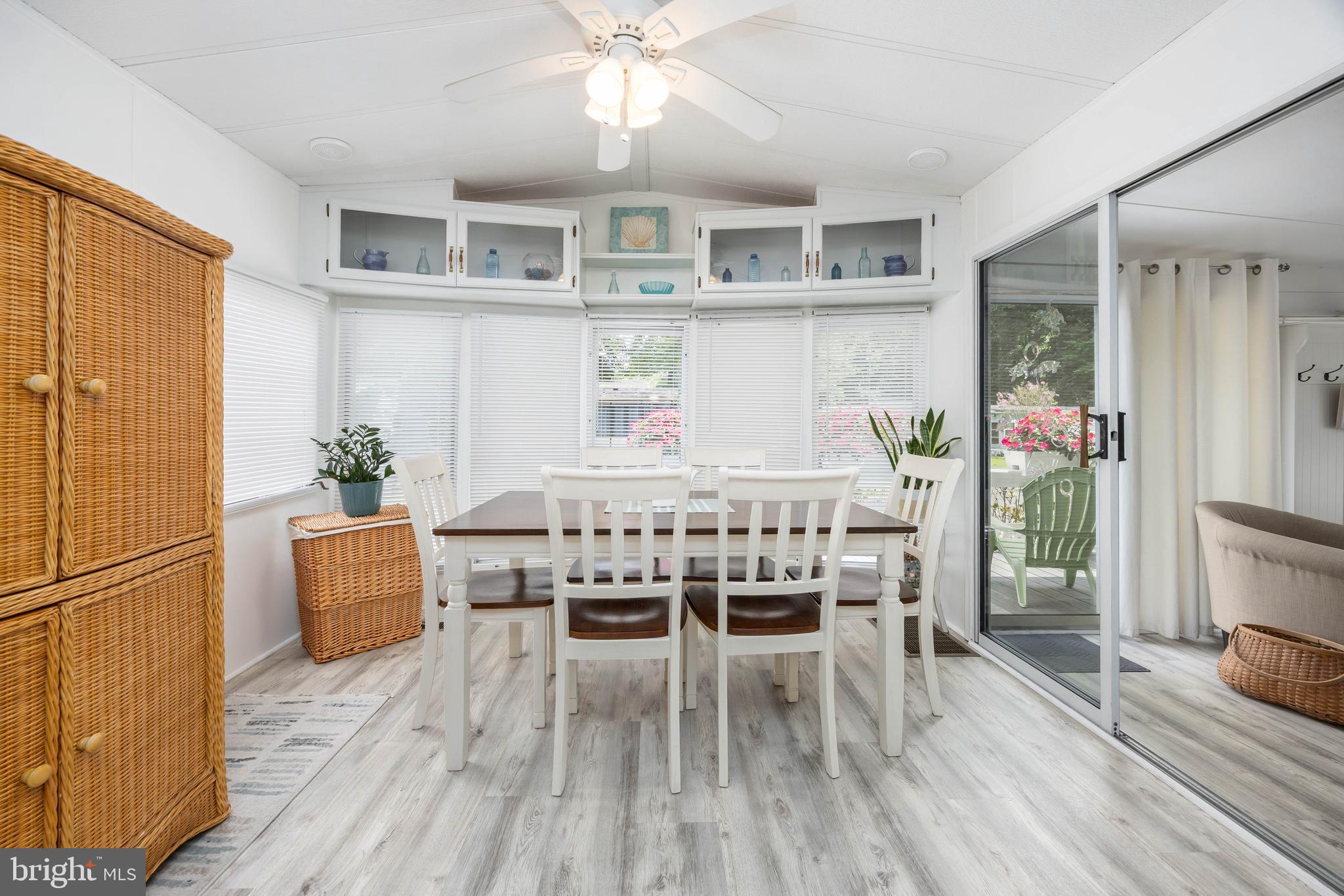 WHITE HORSE PARK II - Residential