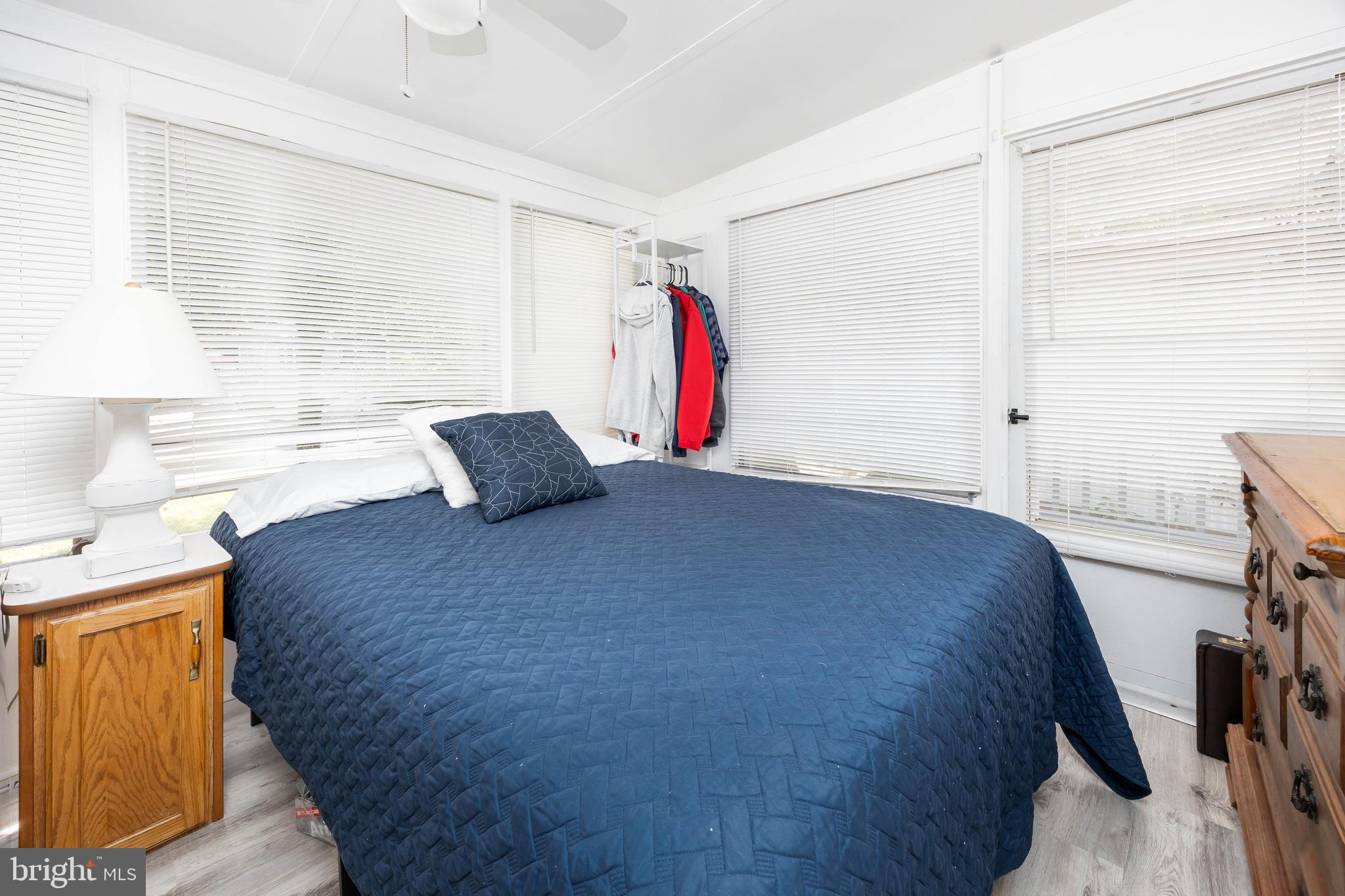 WHITE HORSE PARK II - Residential