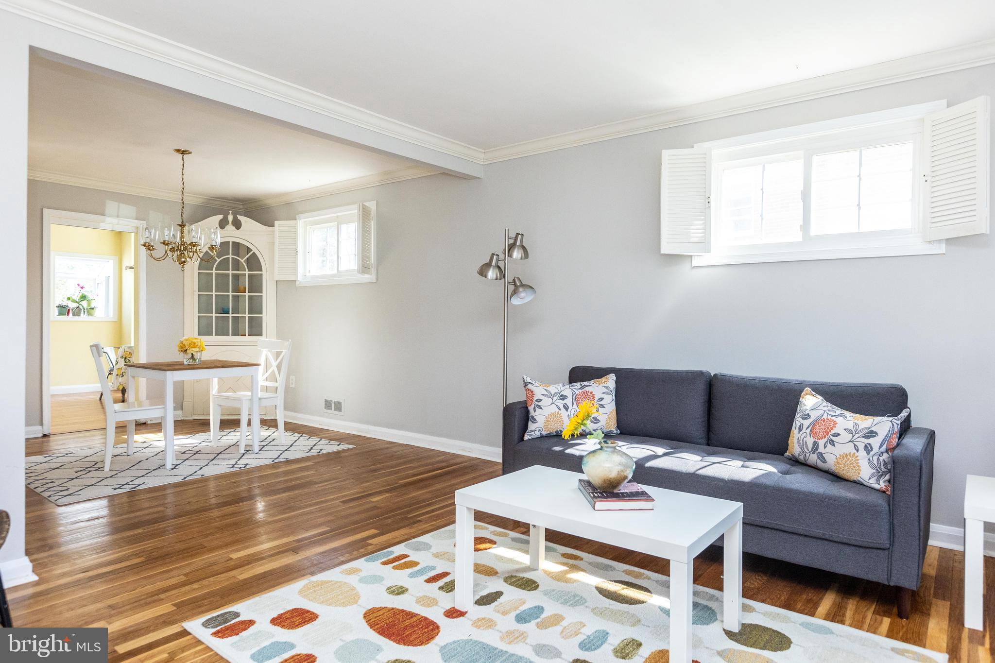 DULANEY VILLAGE - Residential