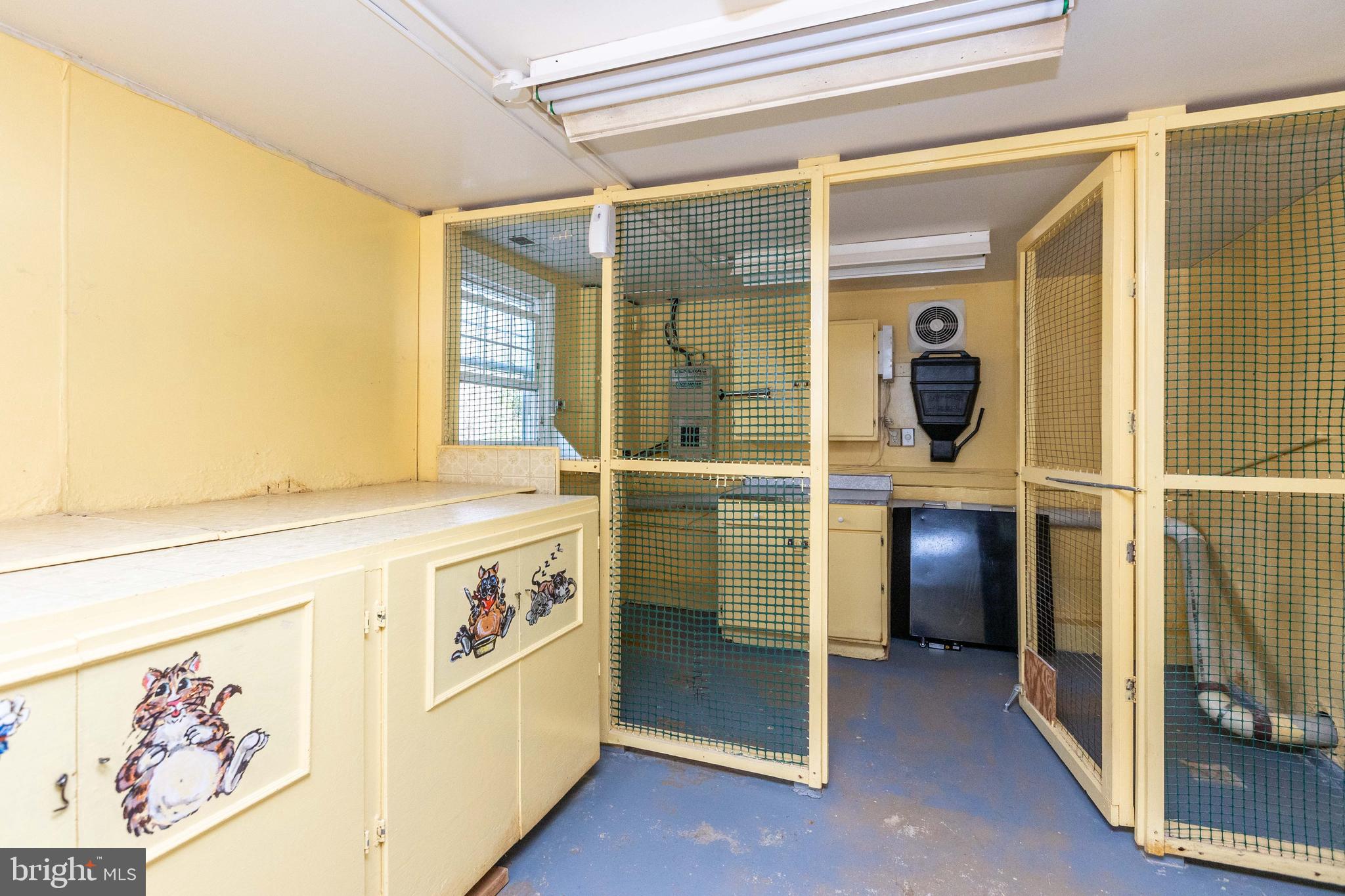 DULANEY VILLAGE - Residential