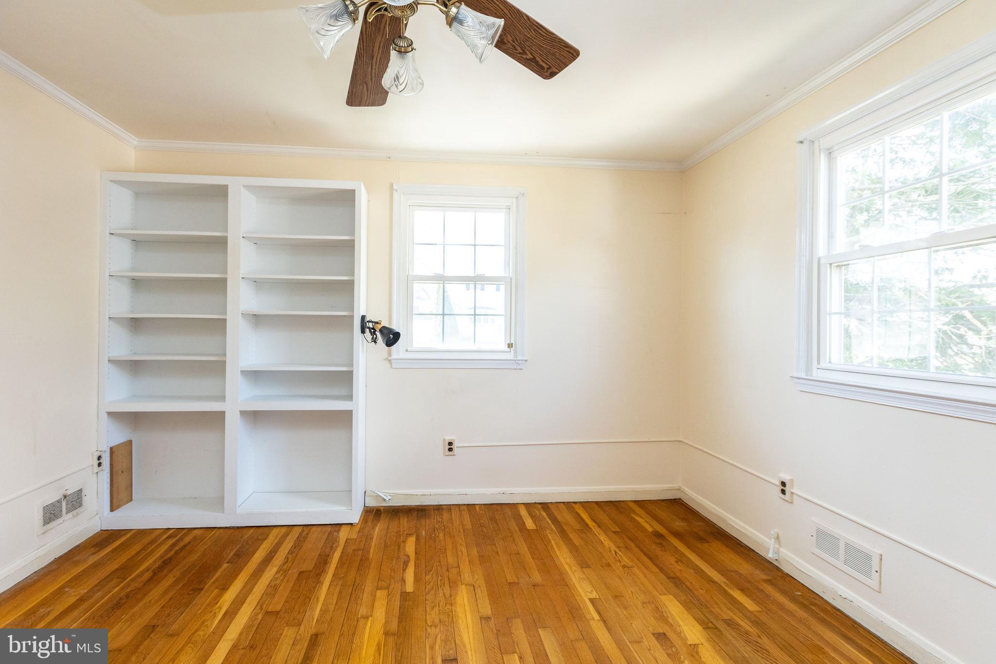 DULANEY VILLAGE - Residential