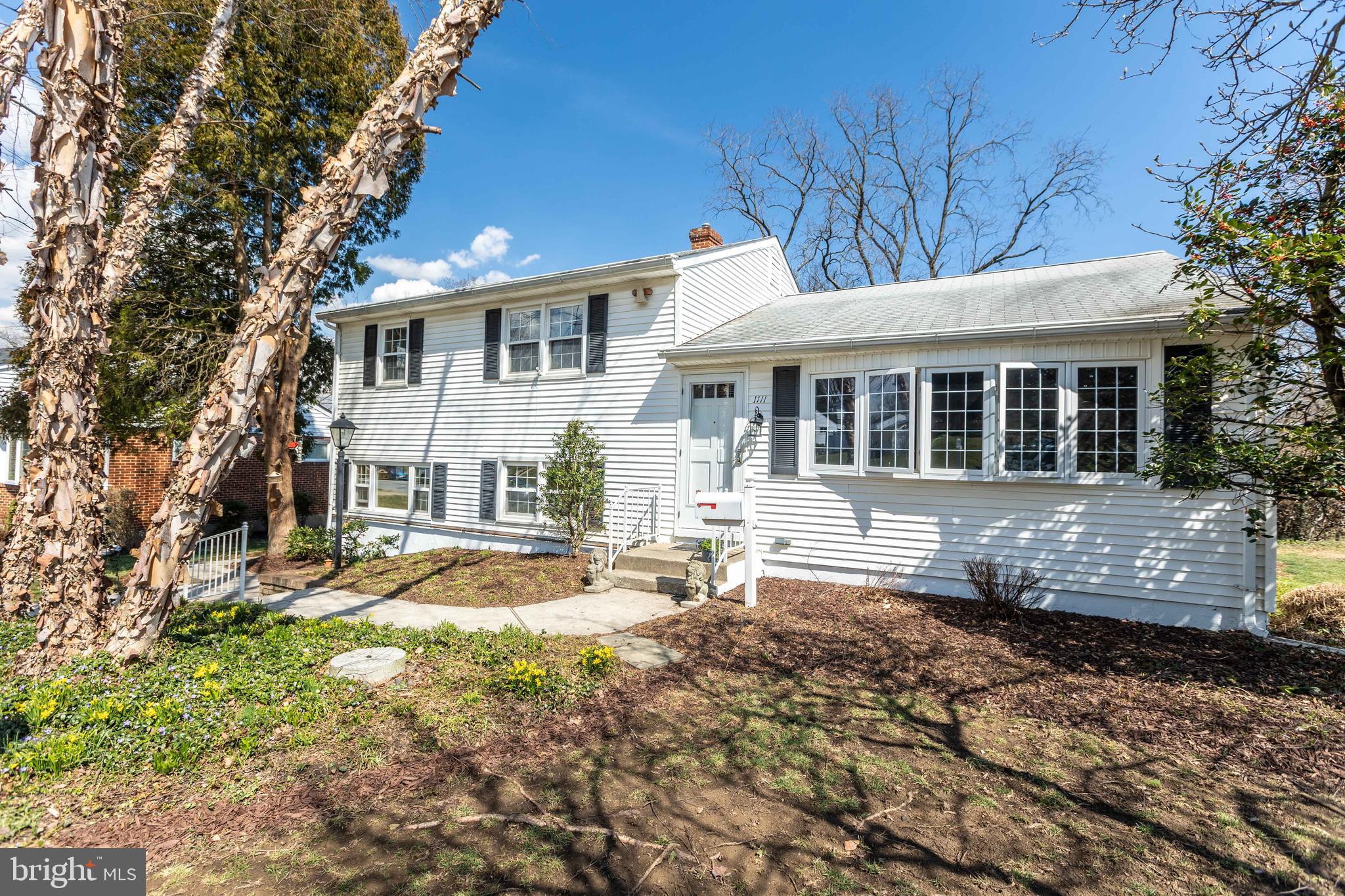 DULANEY VILLAGE - Residential