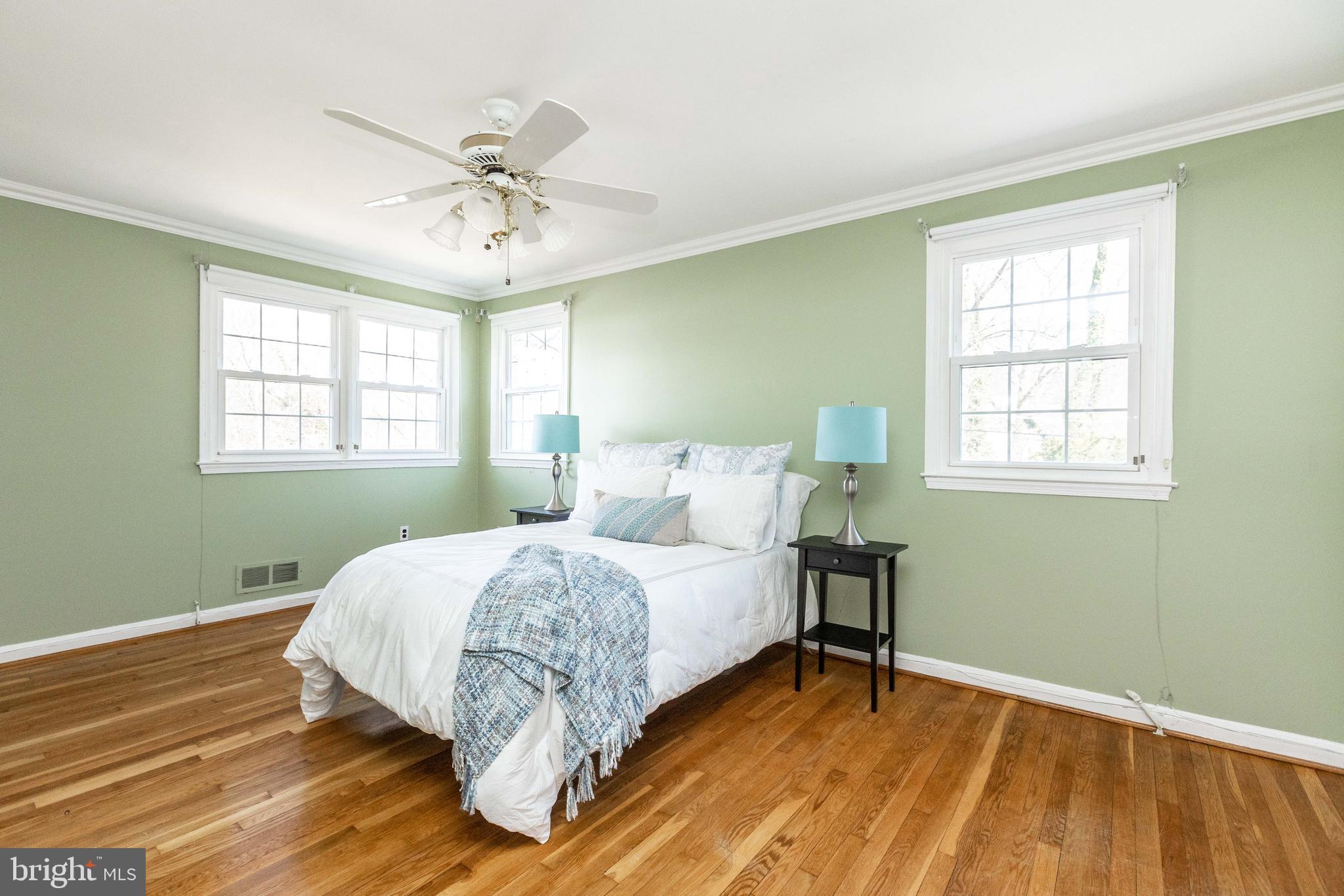 DULANEY VILLAGE - Residential