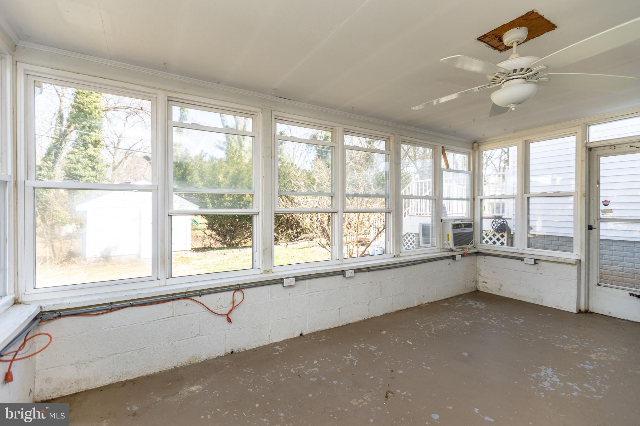 DULANEY VILLAGE - Residential