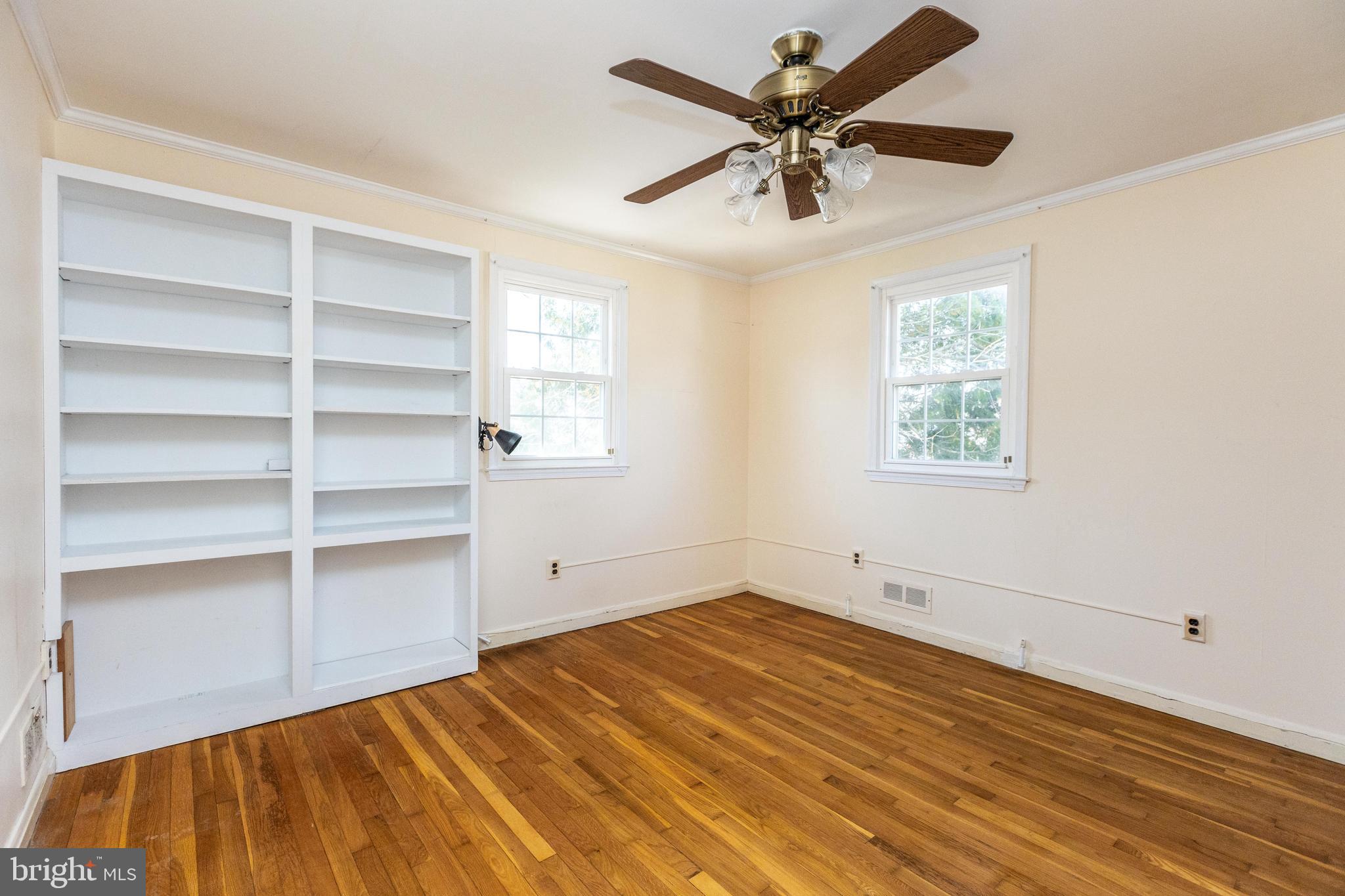 DULANEY VILLAGE - Residential