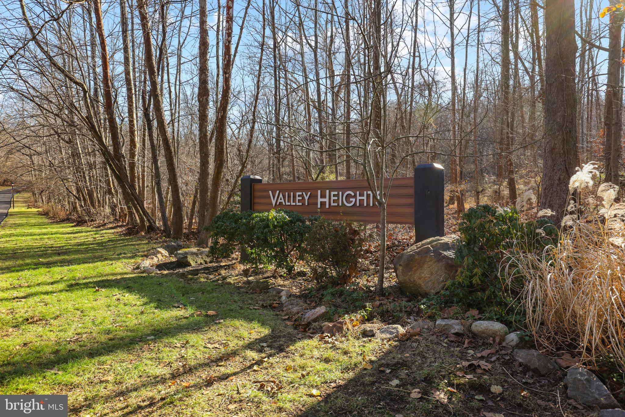 VALLEY HEIGHTS - Residential