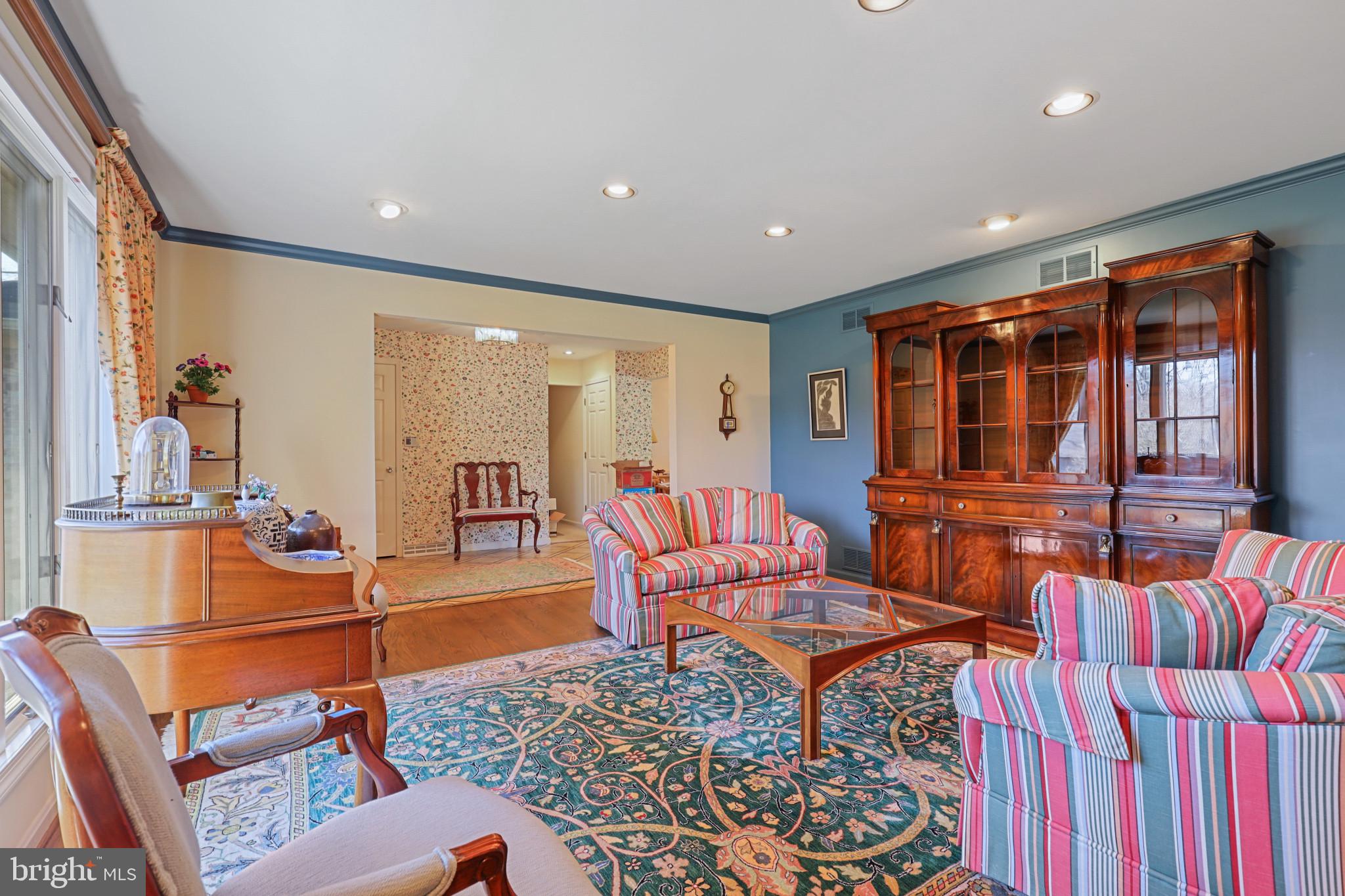 VALLEY HEIGHTS - Residential