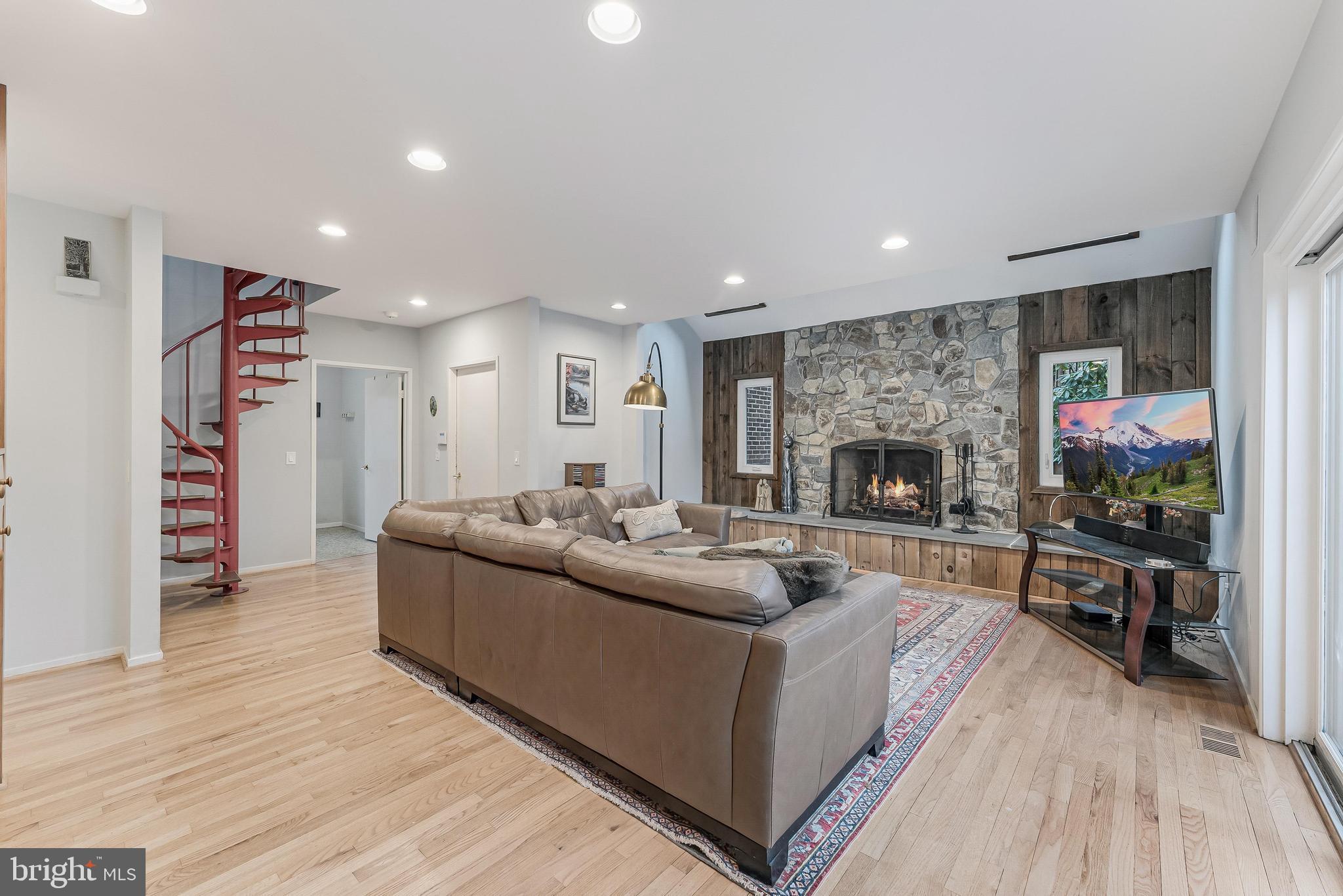 CONGRESSIONAL FOREST - Residential