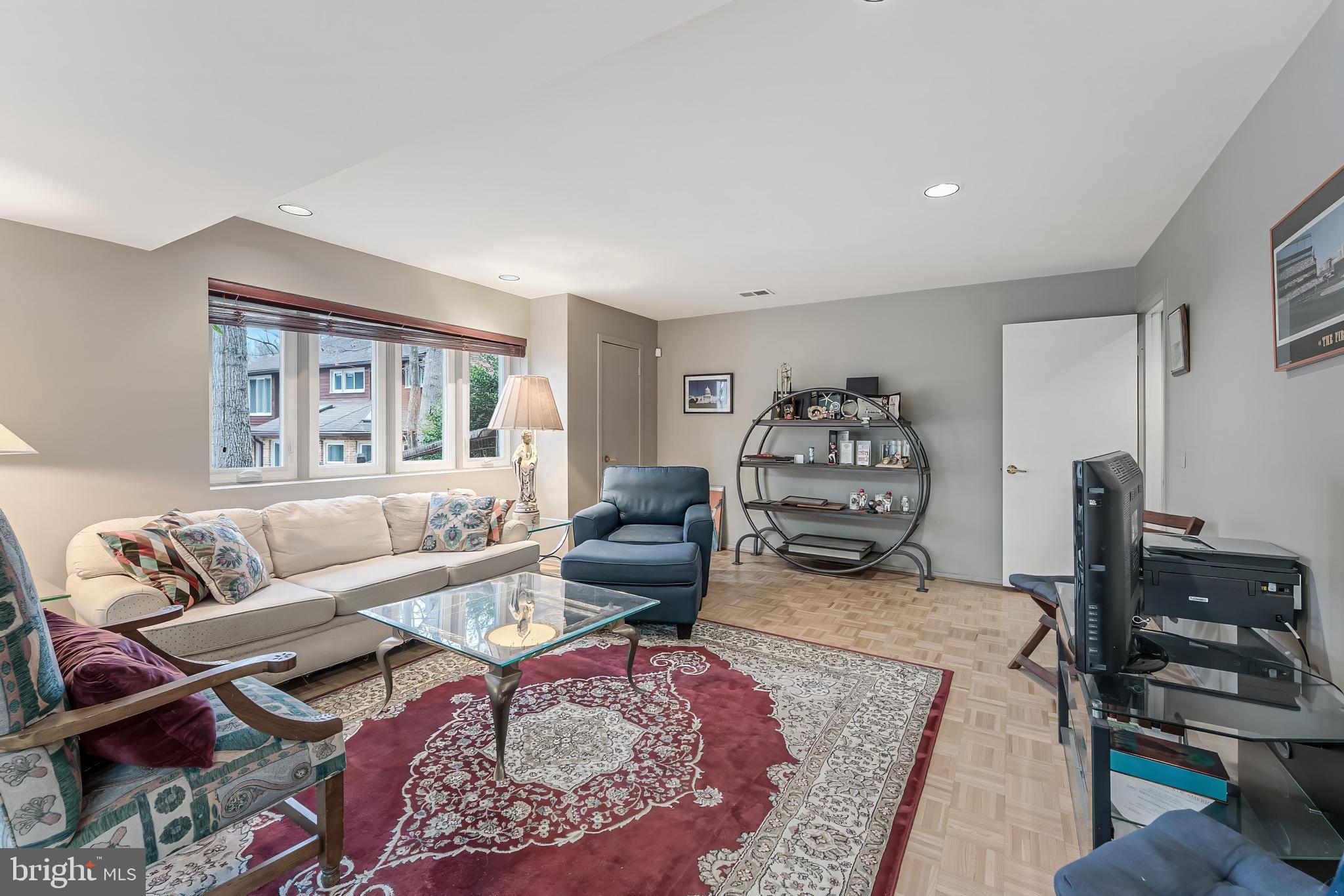 CONGRESSIONAL FOREST - Residential