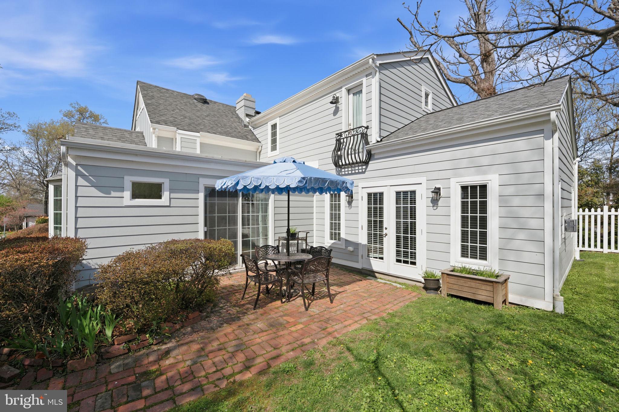 BEVERLEY HILLS - Residential