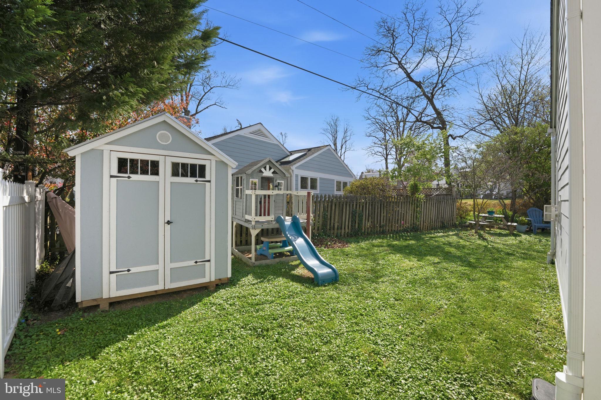 BEVERLEY HILLS - Residential