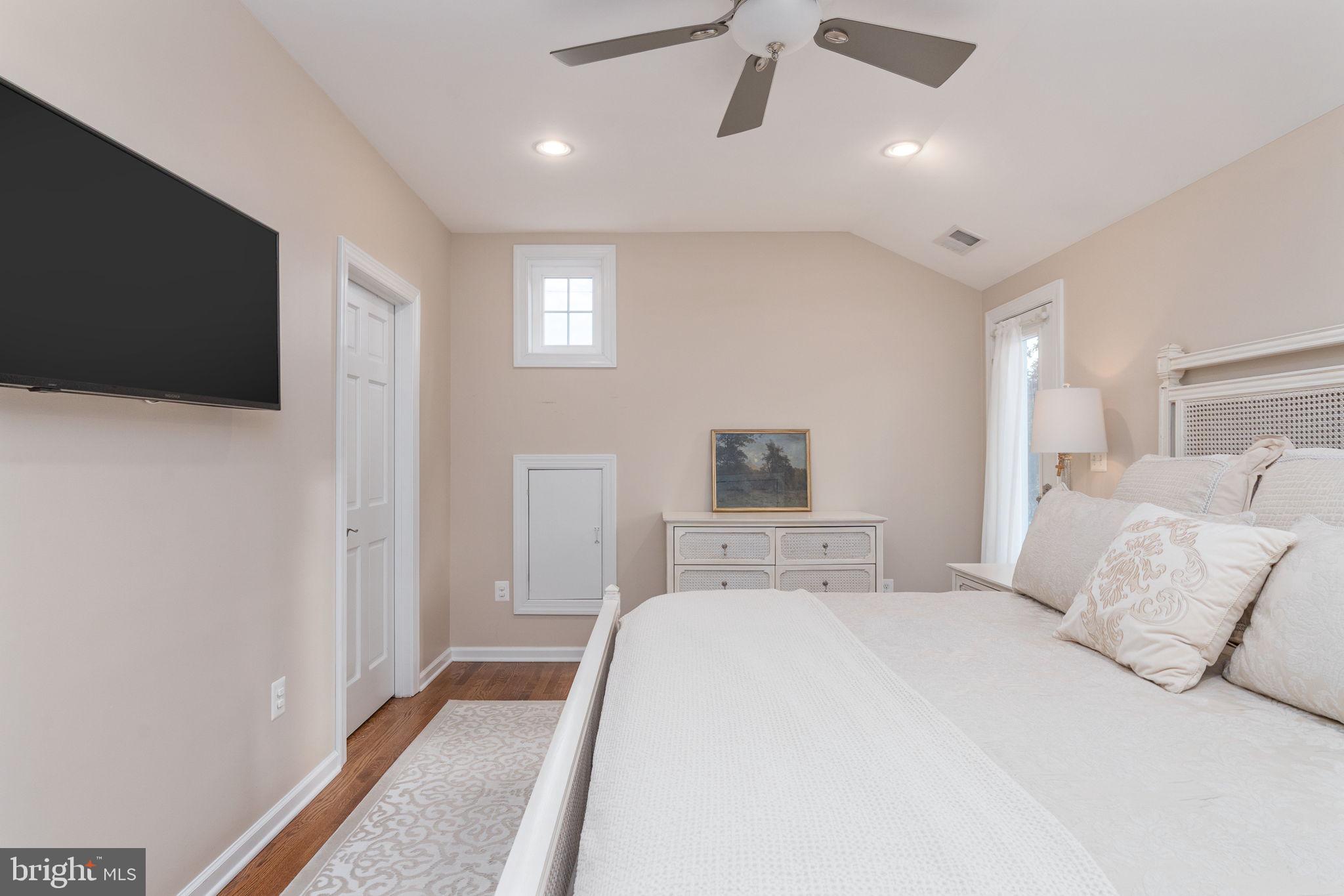 BEVERLEY HILLS - Residential