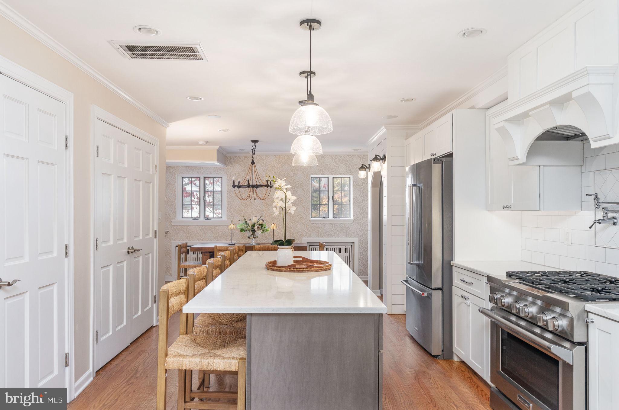 BEVERLEY HILLS - Residential