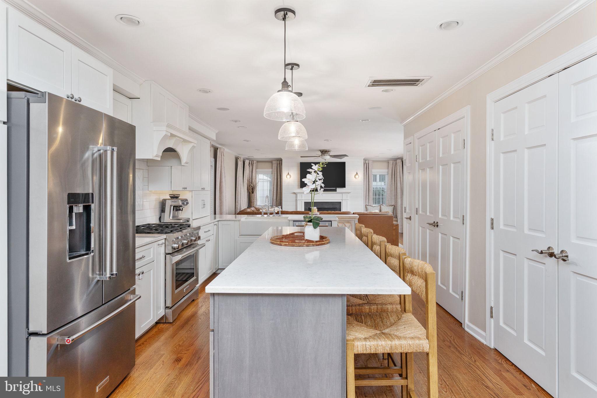 BEVERLEY HILLS - Residential