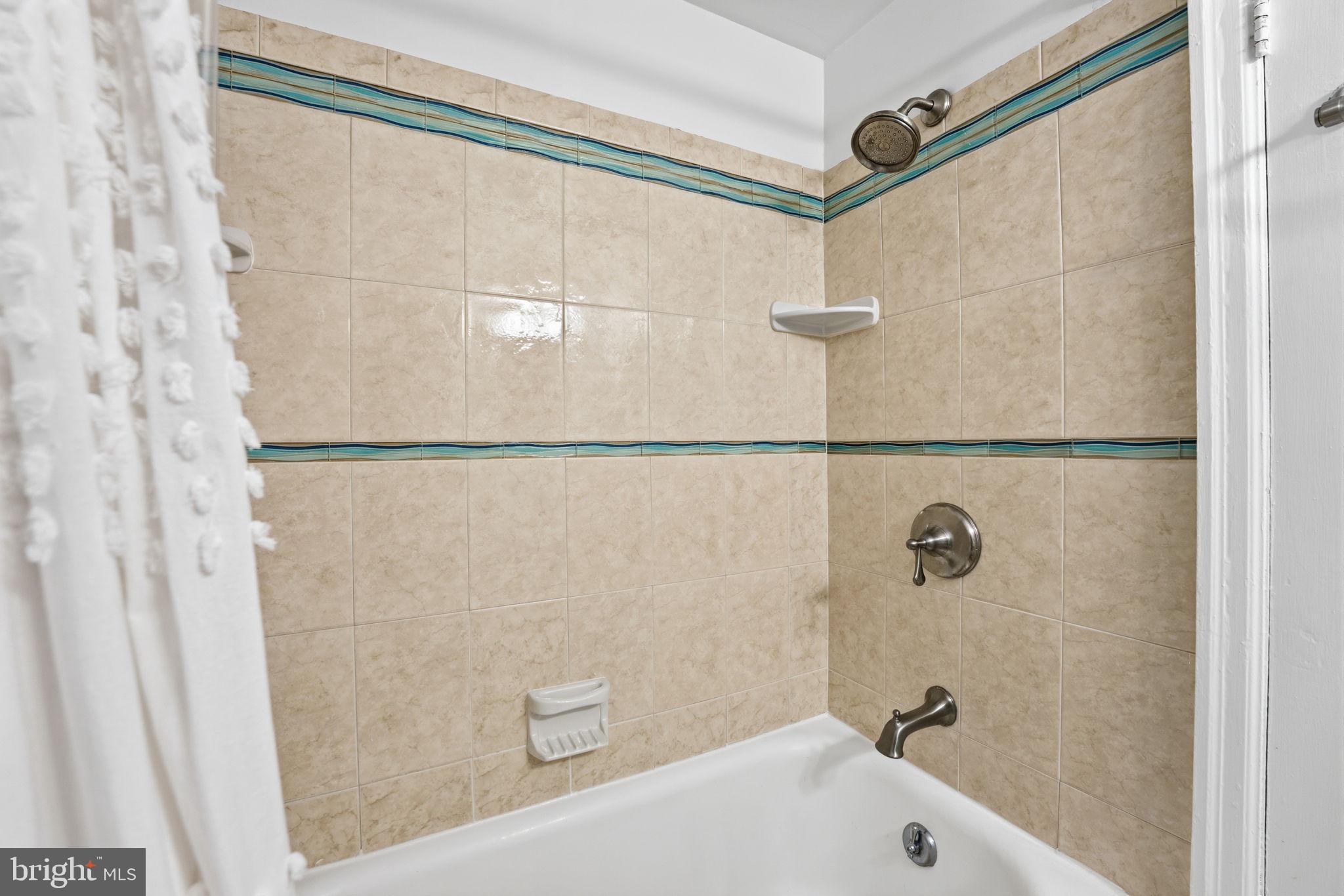 BEVERLEY HILLS - Residential